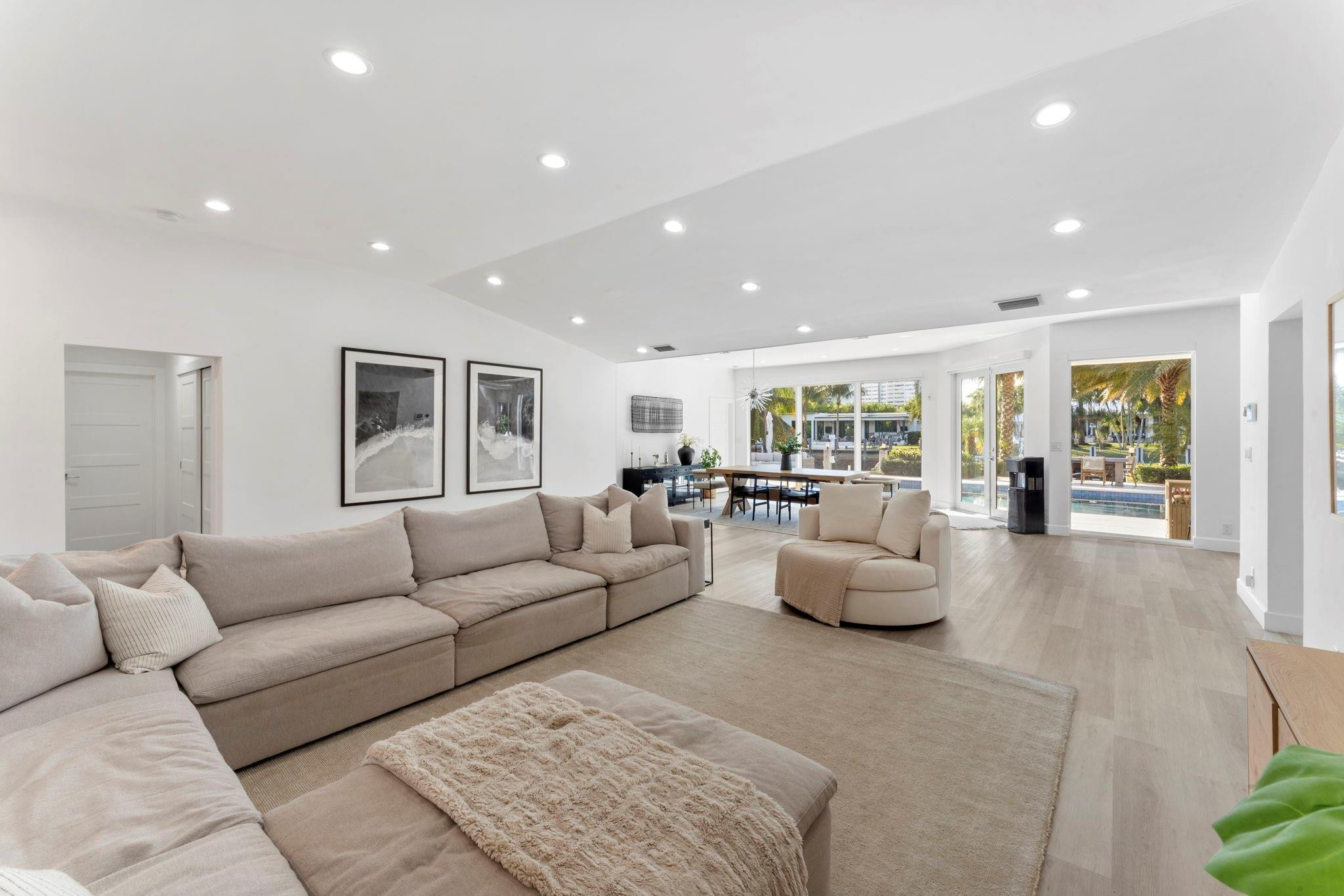 2636 Grace Fort Lauderdale, FL 33316