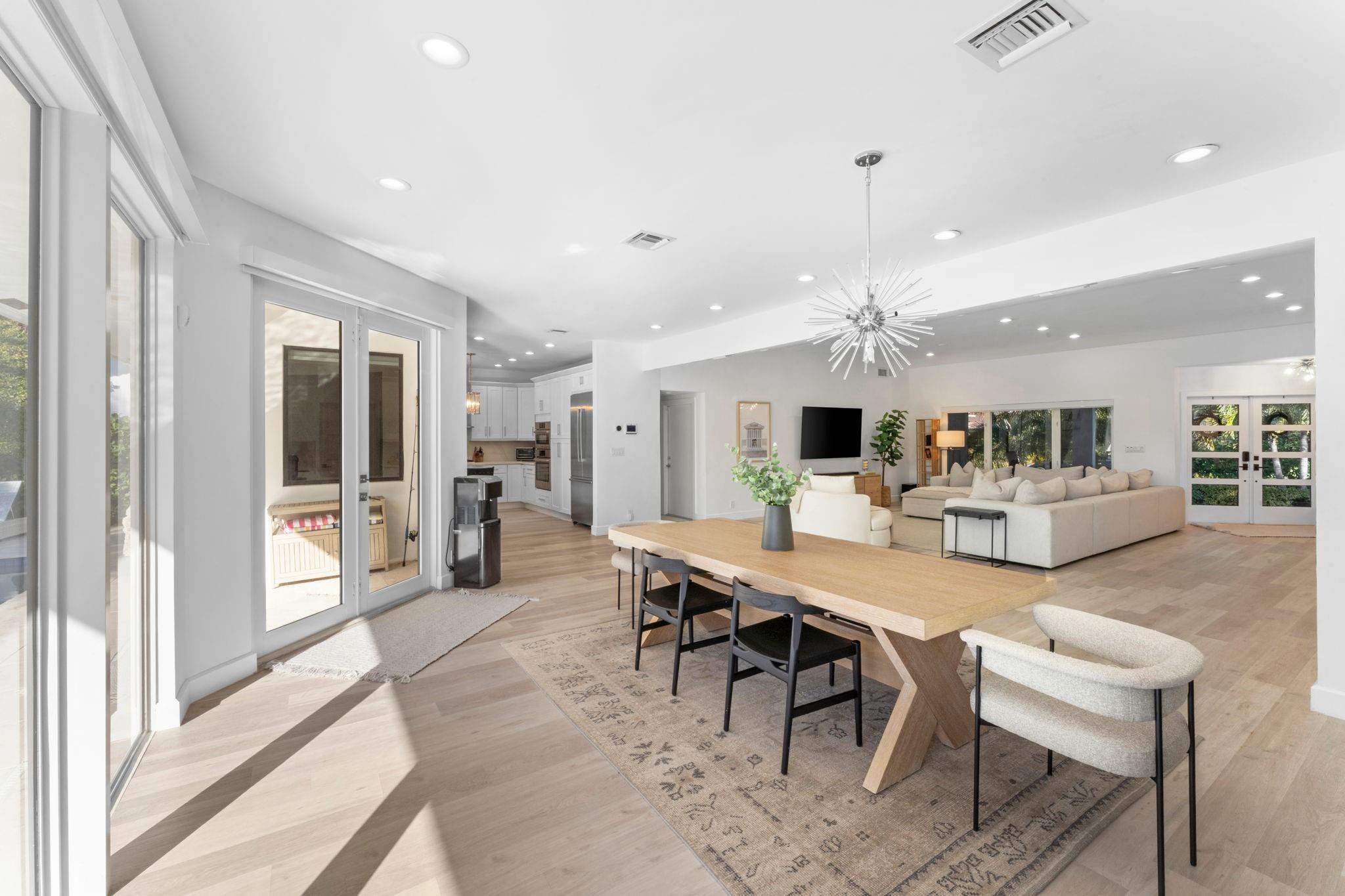 2636 Grace Fort Lauderdale, FL 33316