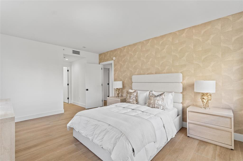 1230 Hillsboro Mile #107 Hillsboro Beach, FL 33062