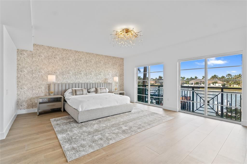 1230 Hillsboro Mile #107 Hillsboro Beach, FL 33062