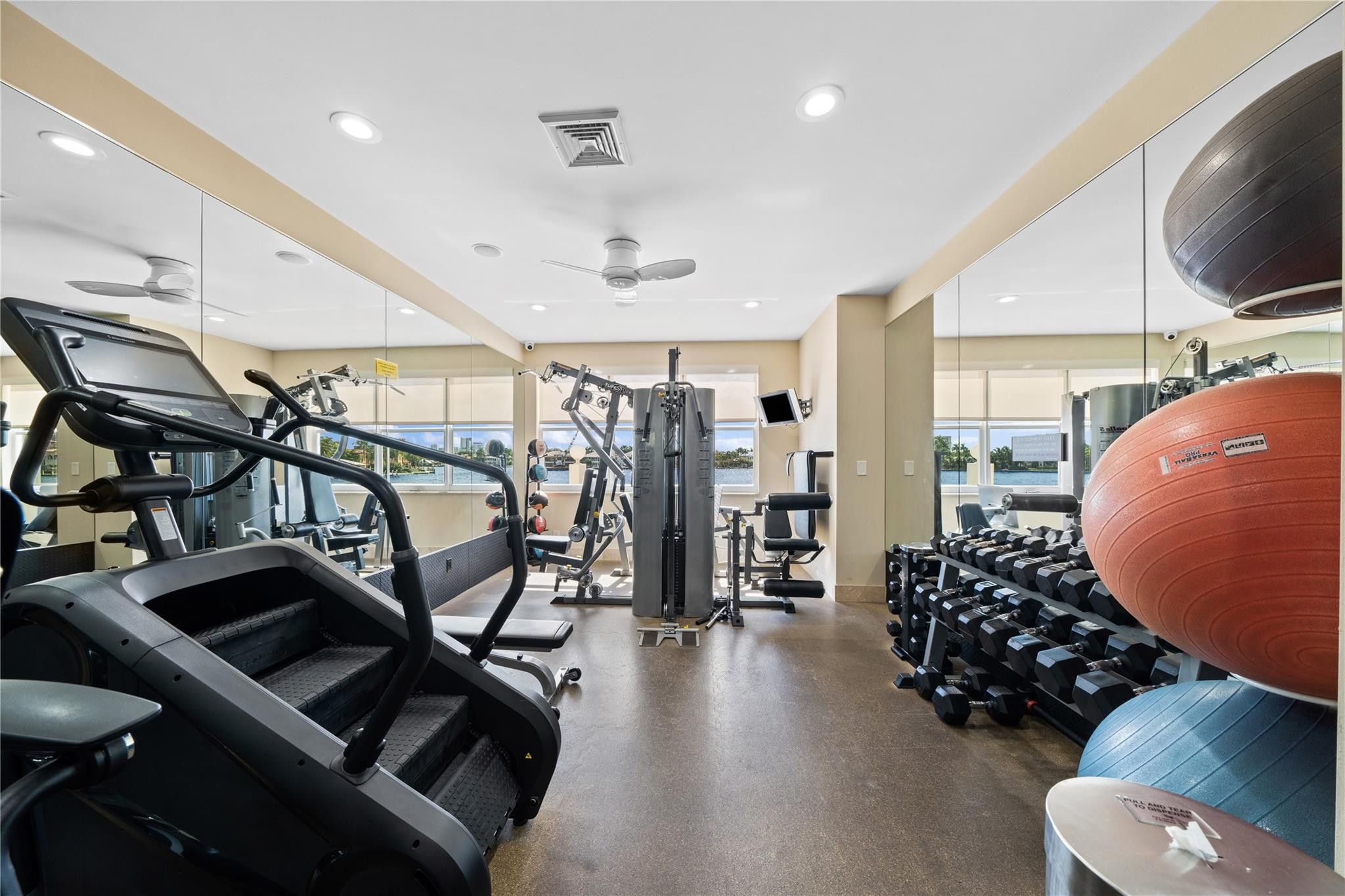 511 Bayshore #501 Fort Lauderdale, FL 33304