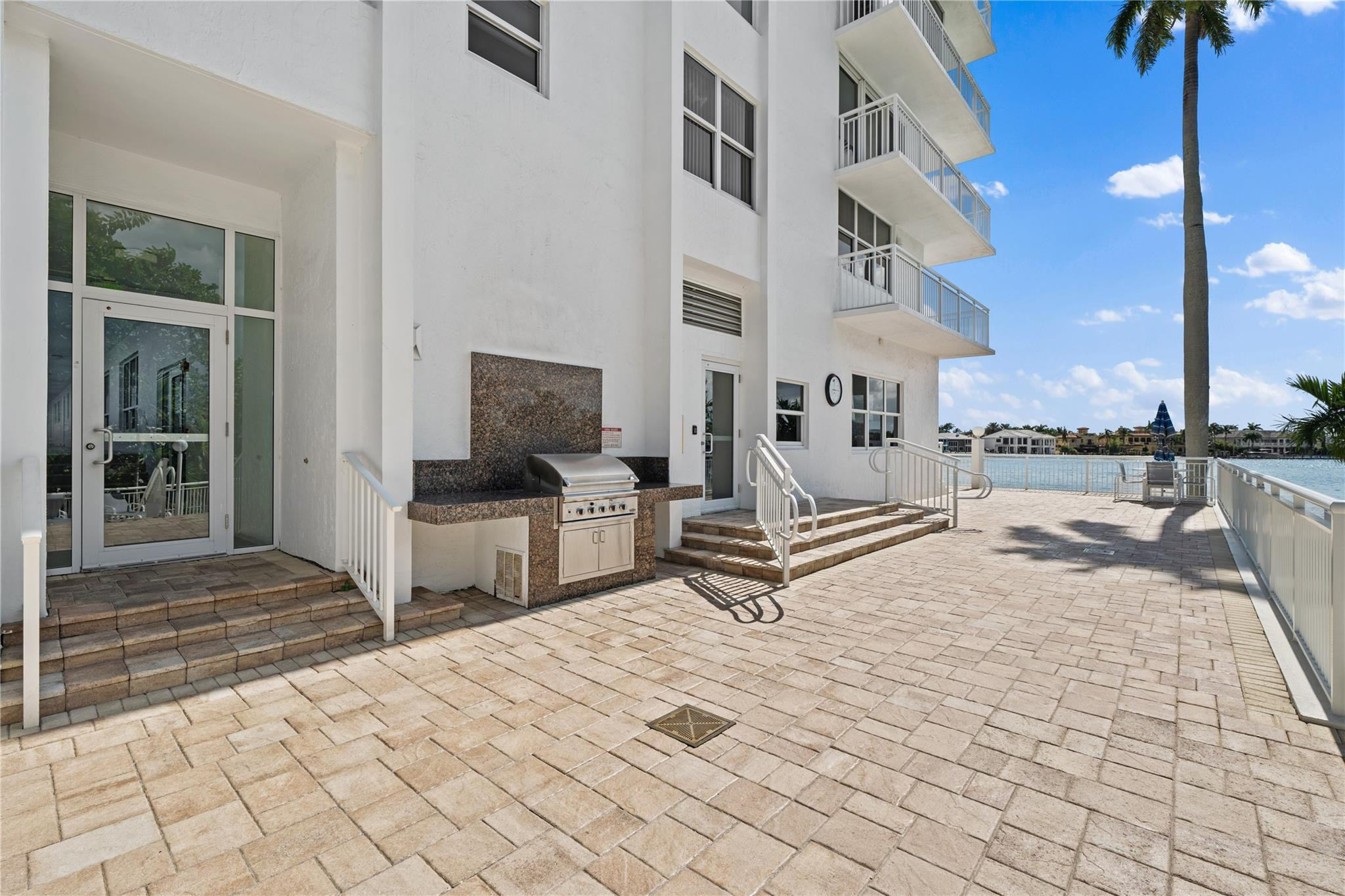 511 Bayshore #501 Fort Lauderdale, FL 33304