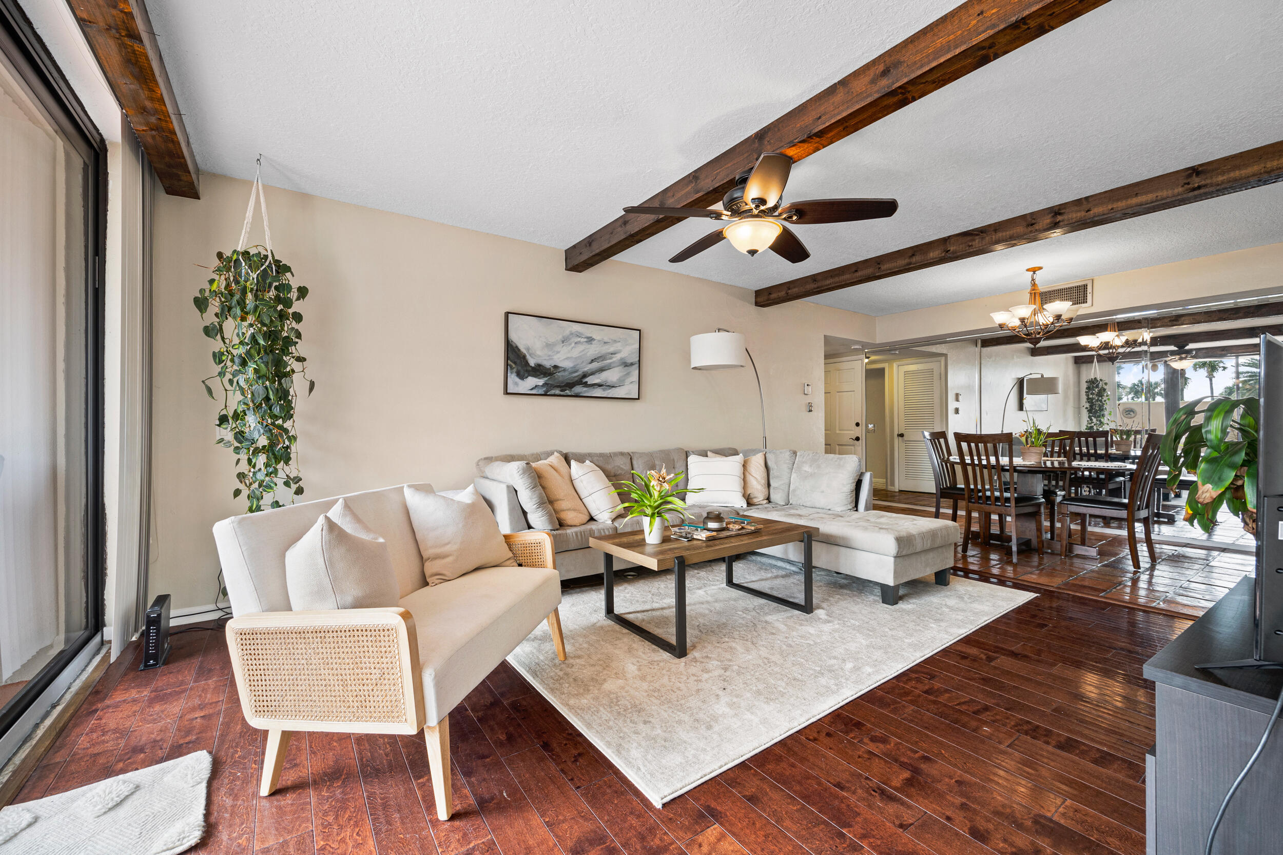 225 Beach Rd #102 Tequesta, FL 33469