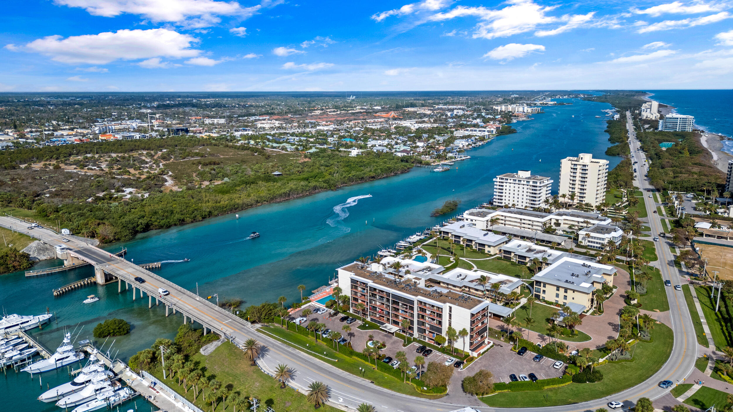 225 Beach Rd #102 Tequesta, FL 33469