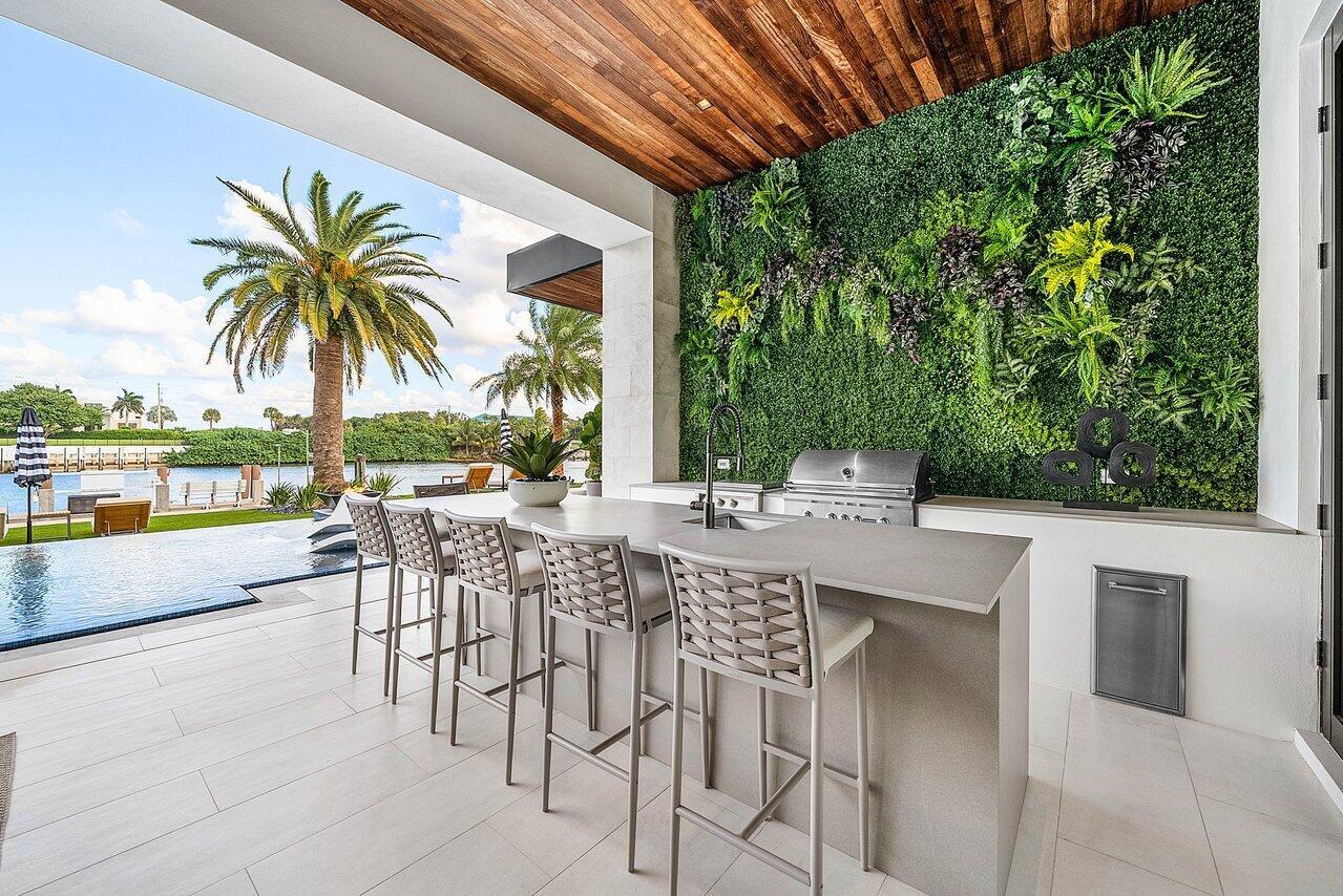 4460 NE 31st Ave Lighthouse Point, FL 33064