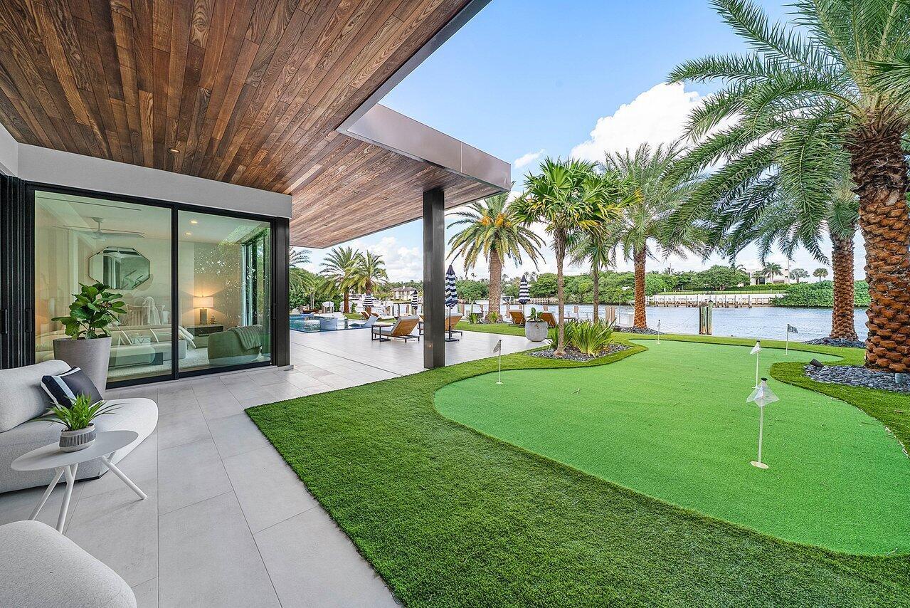 4460 NE 31st Ave Lighthouse Point, FL 33064