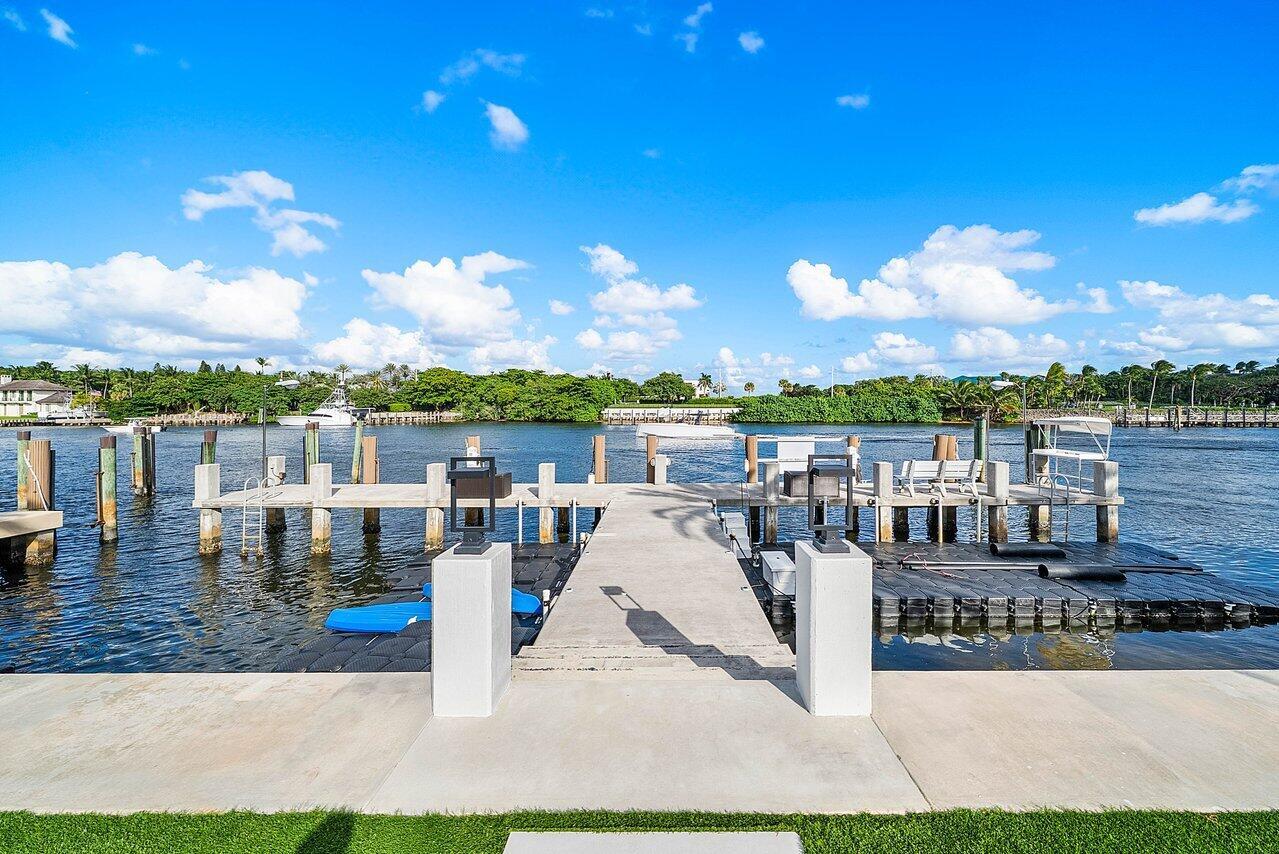 4460 NE 31st Ave Lighthouse Point, FL 33064