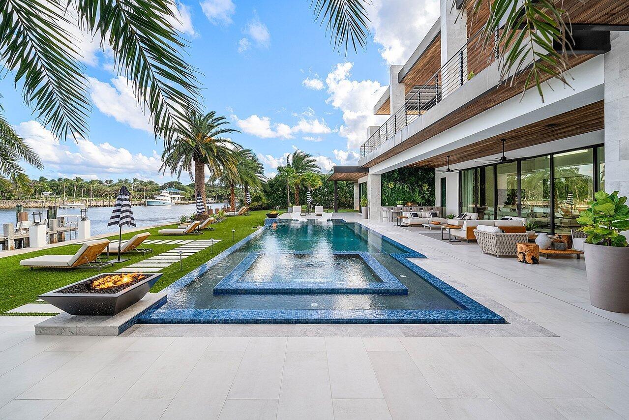 4460 NE 31st Ave Lighthouse Point, FL 33064