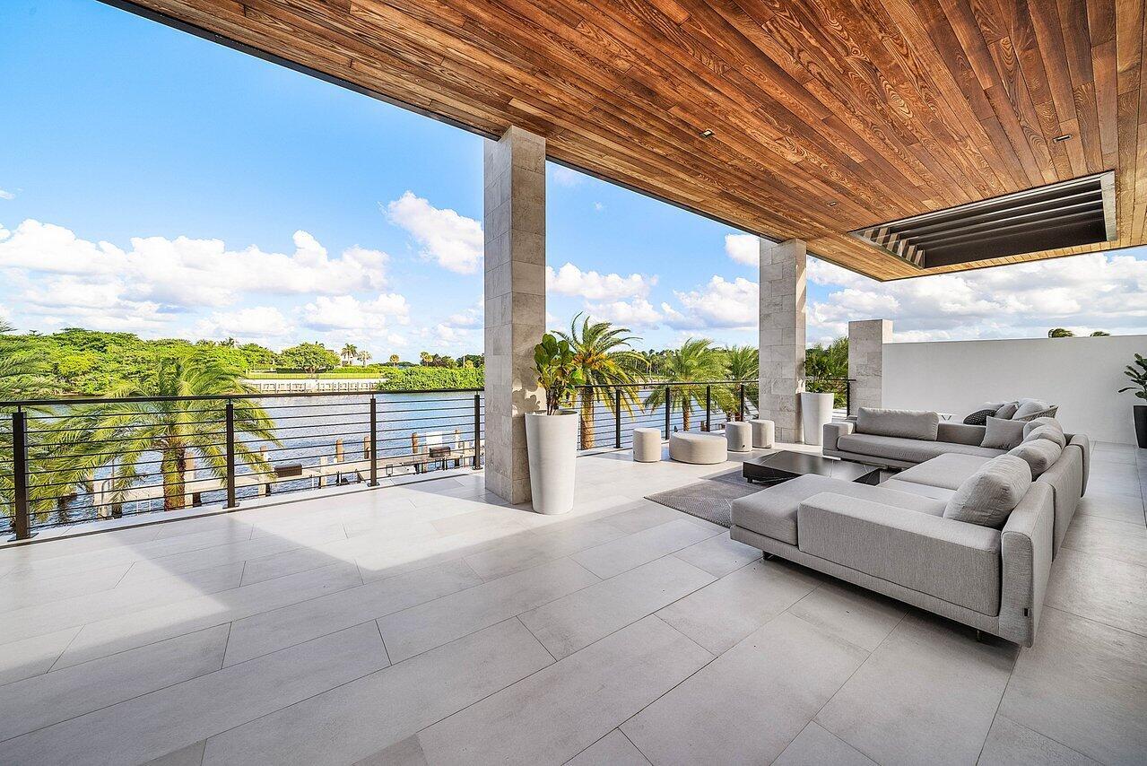 4460 NE 31st Ave Lighthouse Point, FL 33064