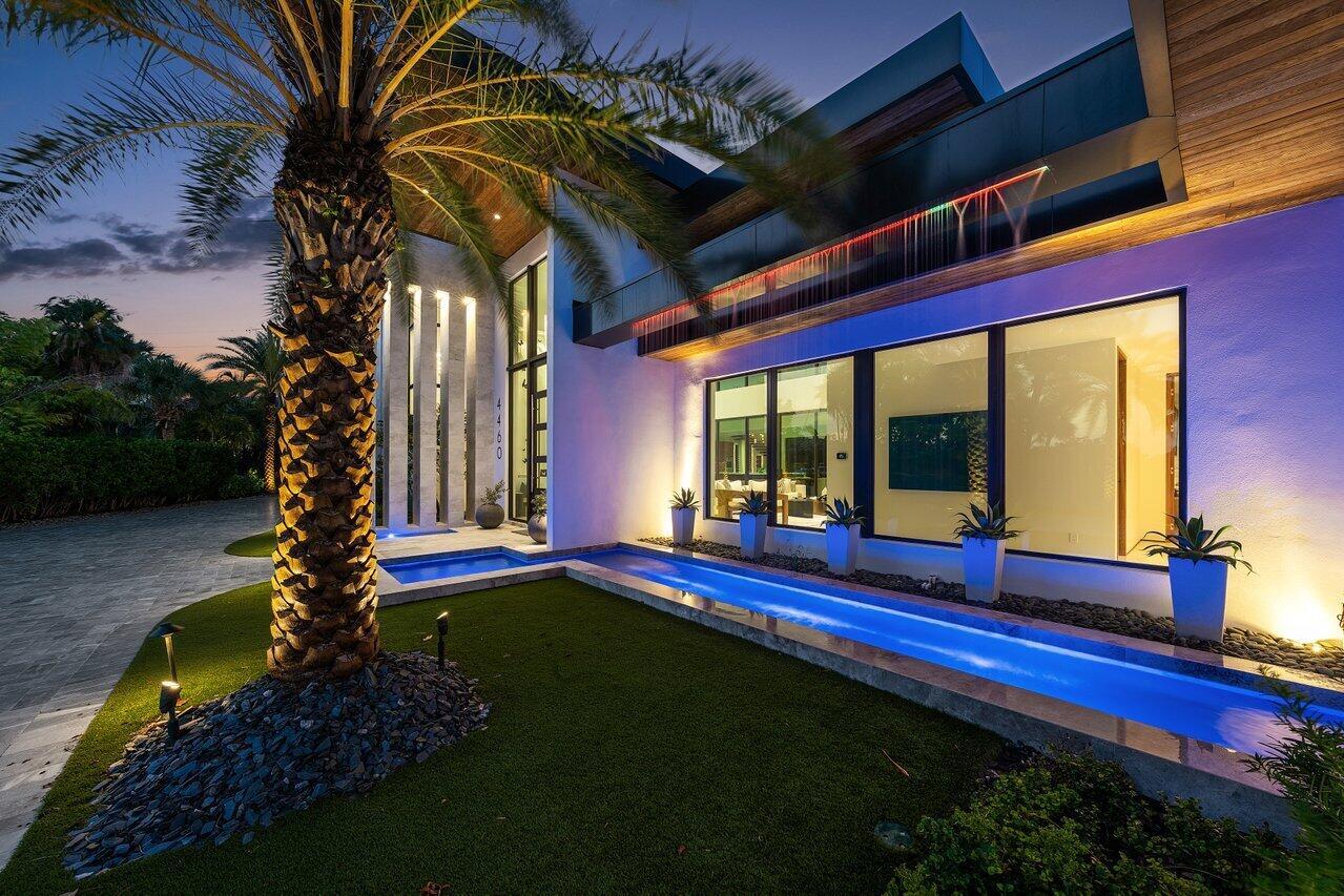 4460 NE 31st Ave Lighthouse Point, FL 33064