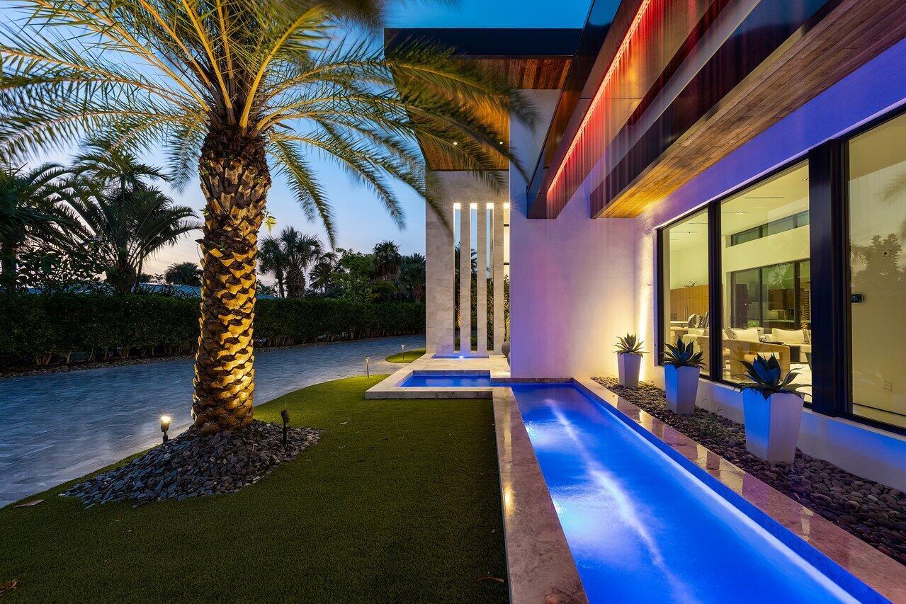 4460 NE 31st Ave Lighthouse Point, FL 33064