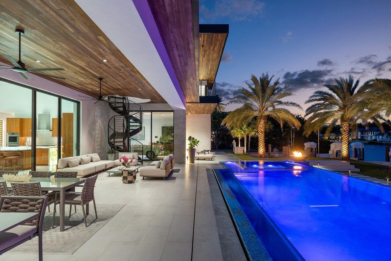 4460 NE 31st Ave Lighthouse Point, FL 33064