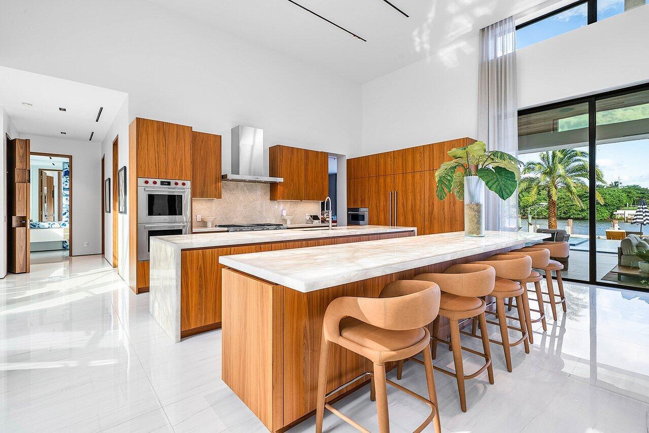 4460 NE 31st Ave Lighthouse Point, FL 33064