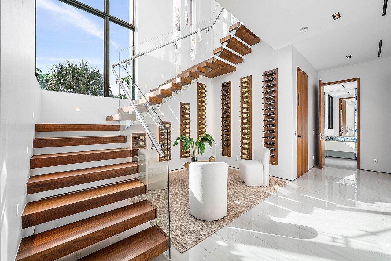 4460 NE 31st Ave Lighthouse Point, FL 33064