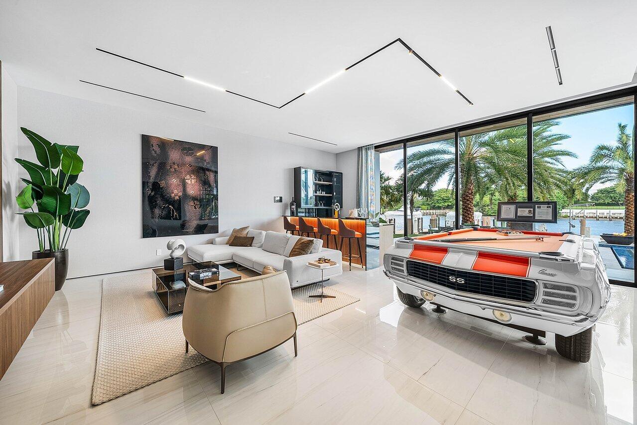 4460 NE 31st Ave Lighthouse Point, FL 33064