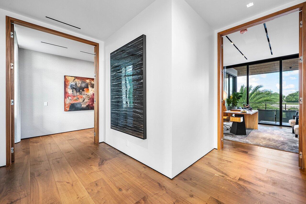 4460 NE 31st Ave Lighthouse Point, FL 33064