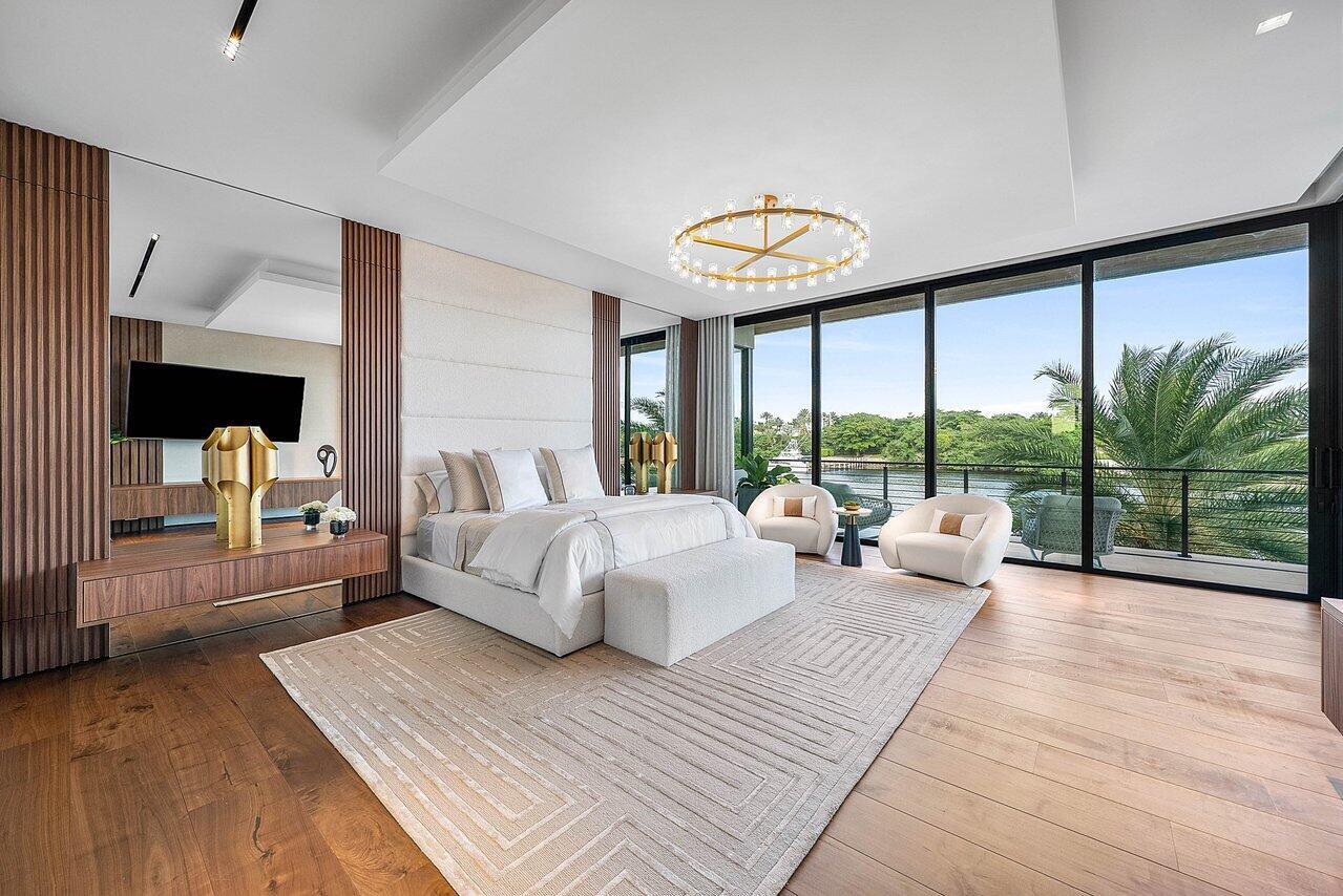 4460 NE 31st Ave Lighthouse Point, FL 33064