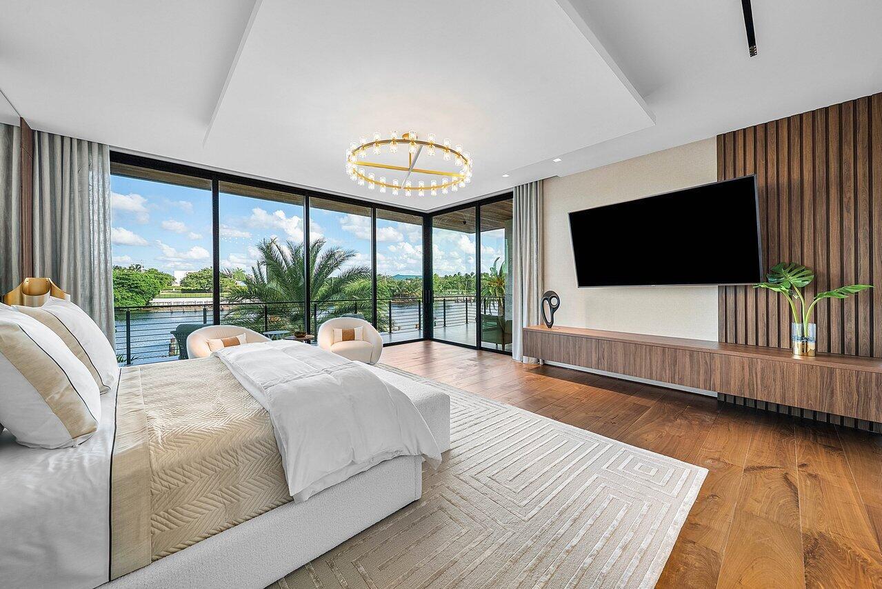 4460 NE 31st Ave Lighthouse Point, FL 33064