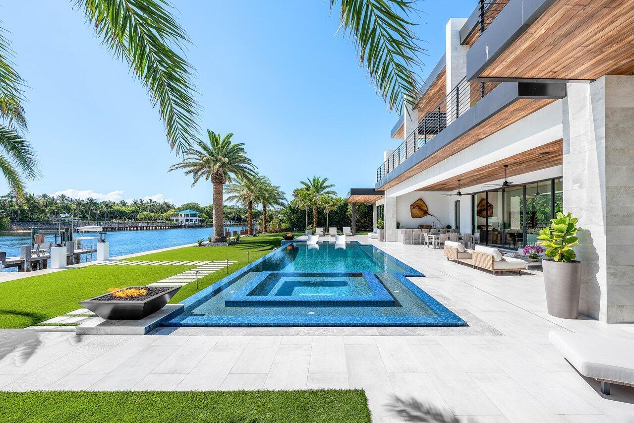 4460 NE 31st Ave Lighthouse Point, FL 33064