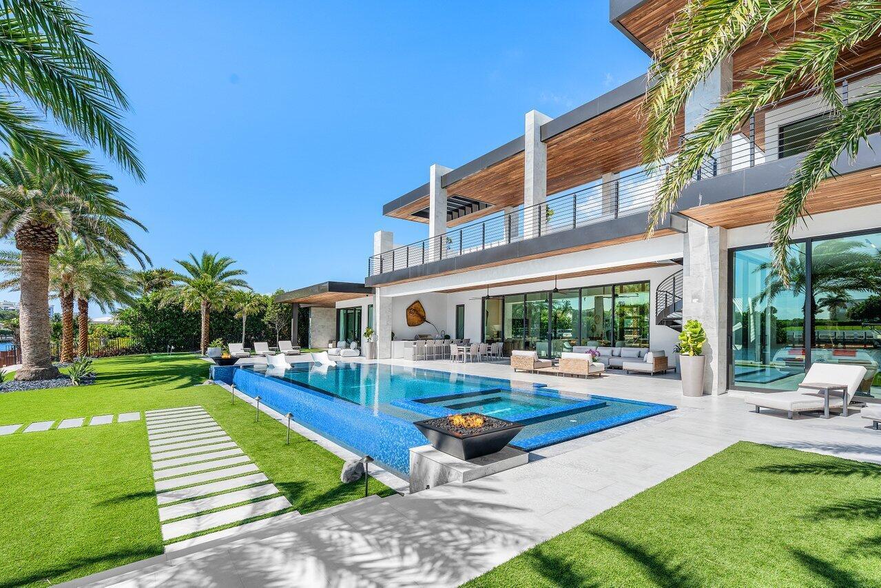 4460 NE 31st Ave Lighthouse Point, FL 33064