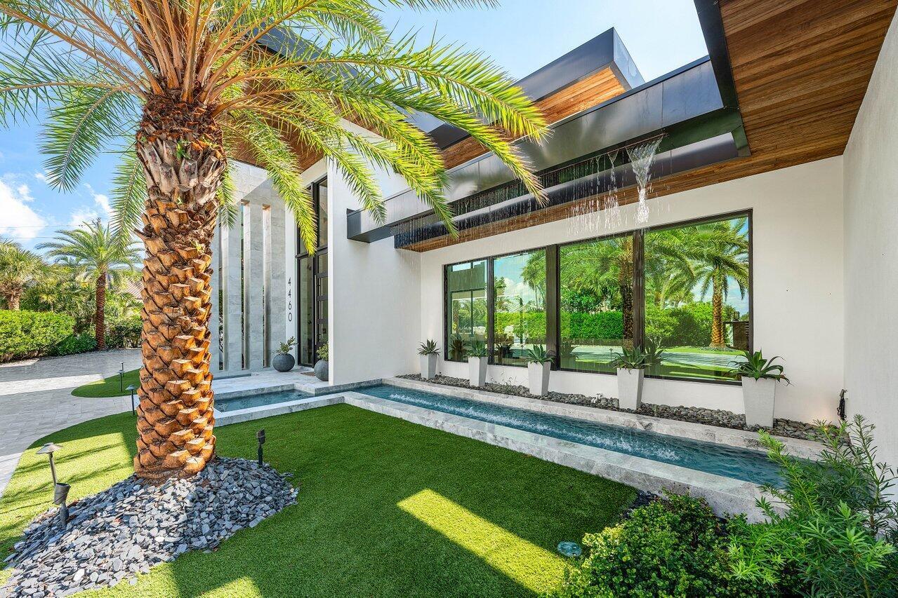 4460 NE 31st Ave Lighthouse Point, FL 33064