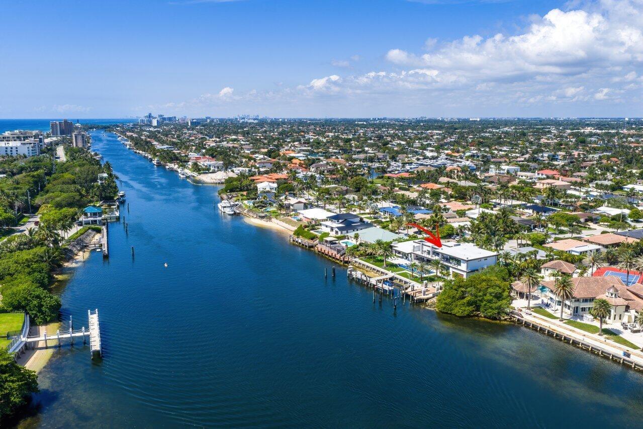 4460 NE 31st Ave Lighthouse Point, FL 33064