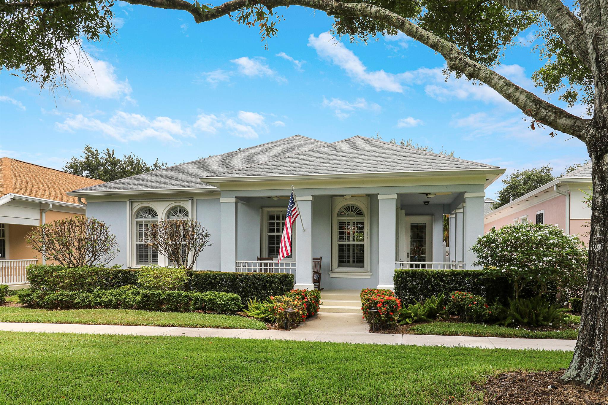 117 Poinciana Dr
