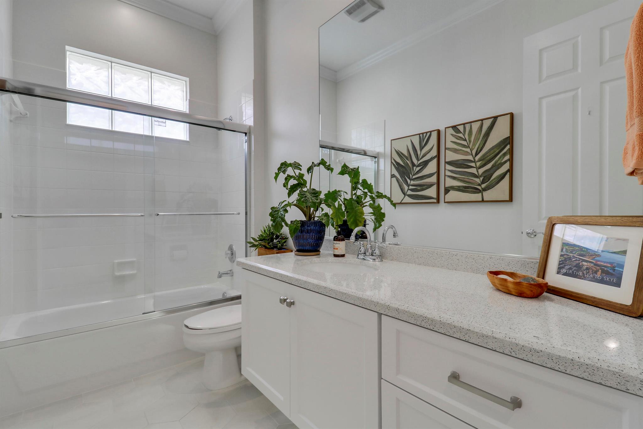 117 Poinciana Dr Jupiter, FL 33458