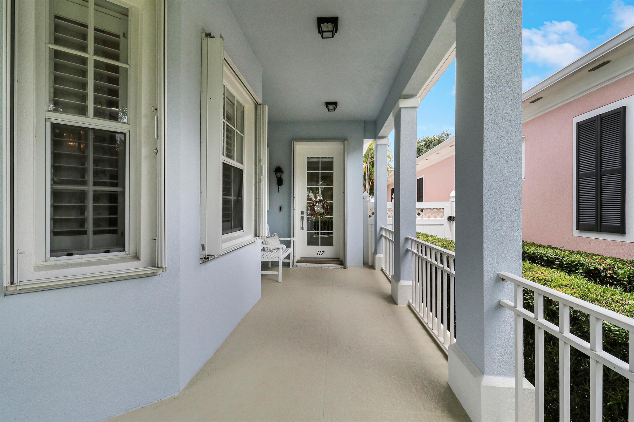 117 Poinciana Dr Jupiter, FL 33458