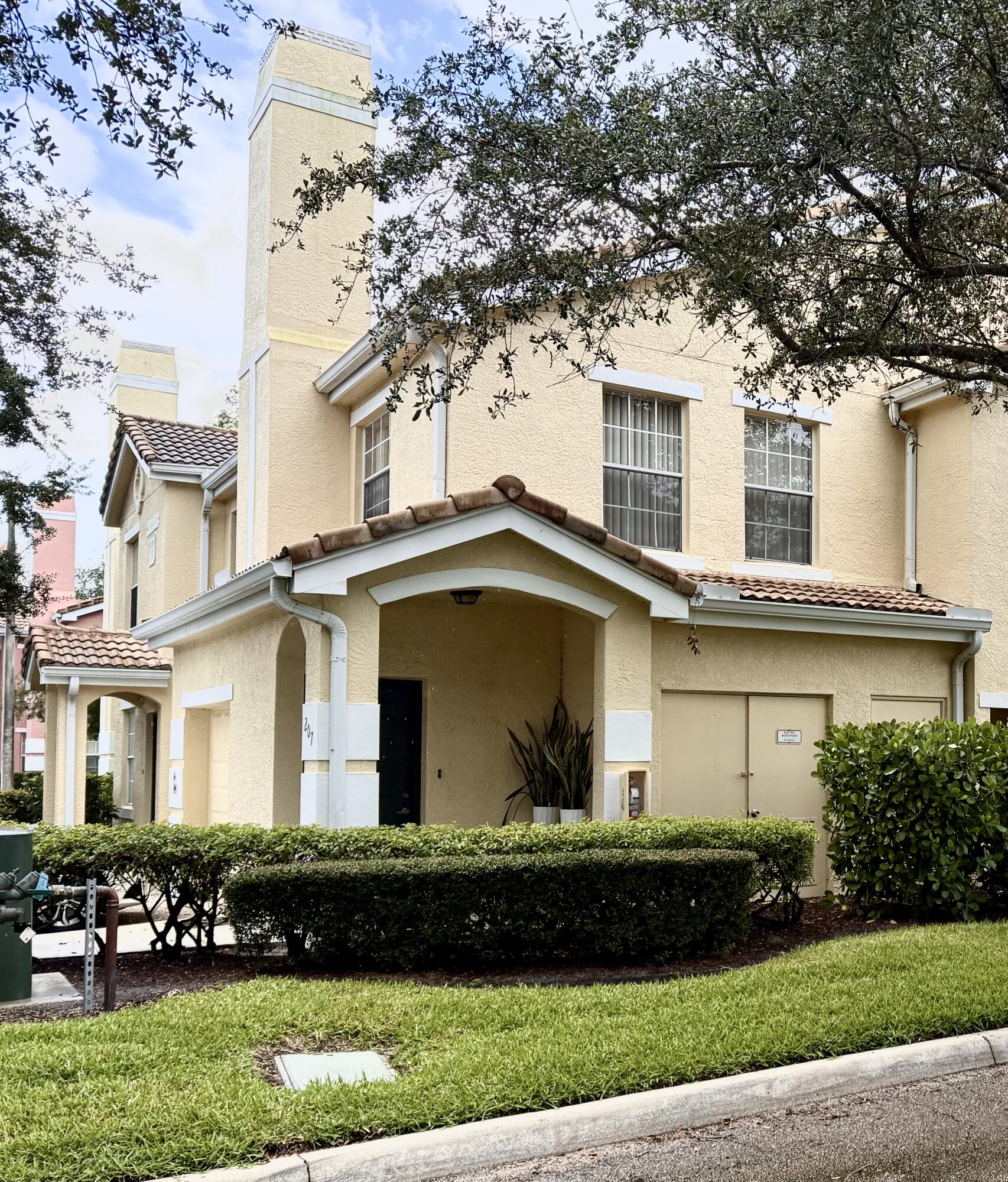 164 SW Peacock Blvd #33-207