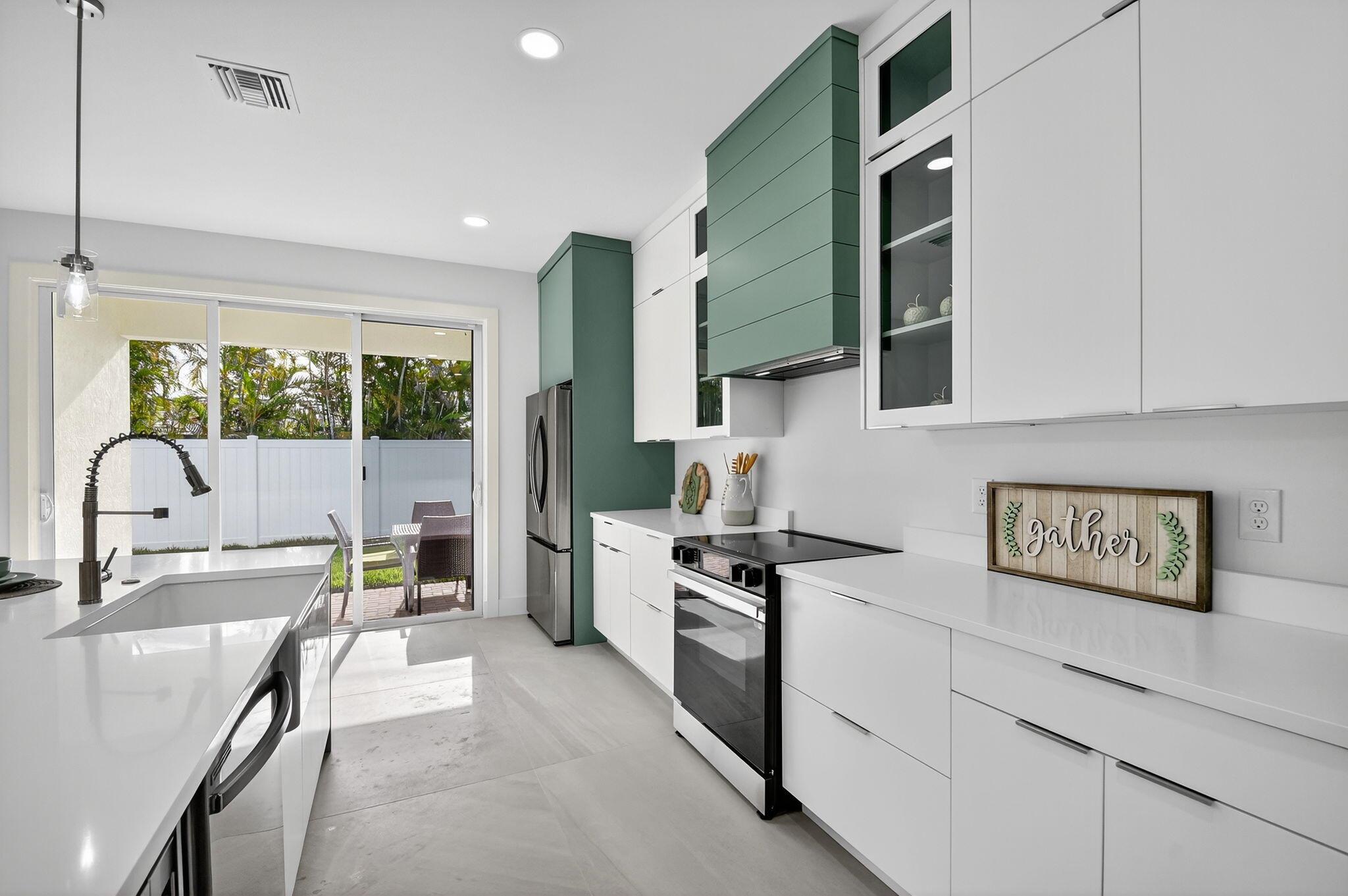 601 N Loxahatchee Dr Jupiter, FL 33458