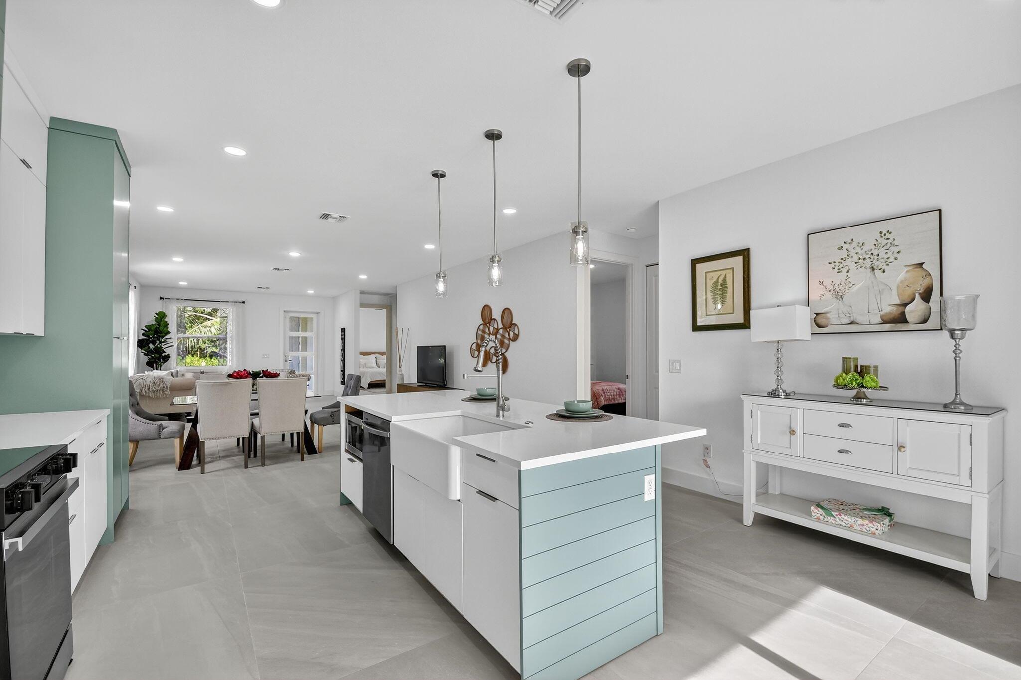 601 N Loxahatchee Dr Jupiter, FL 33458