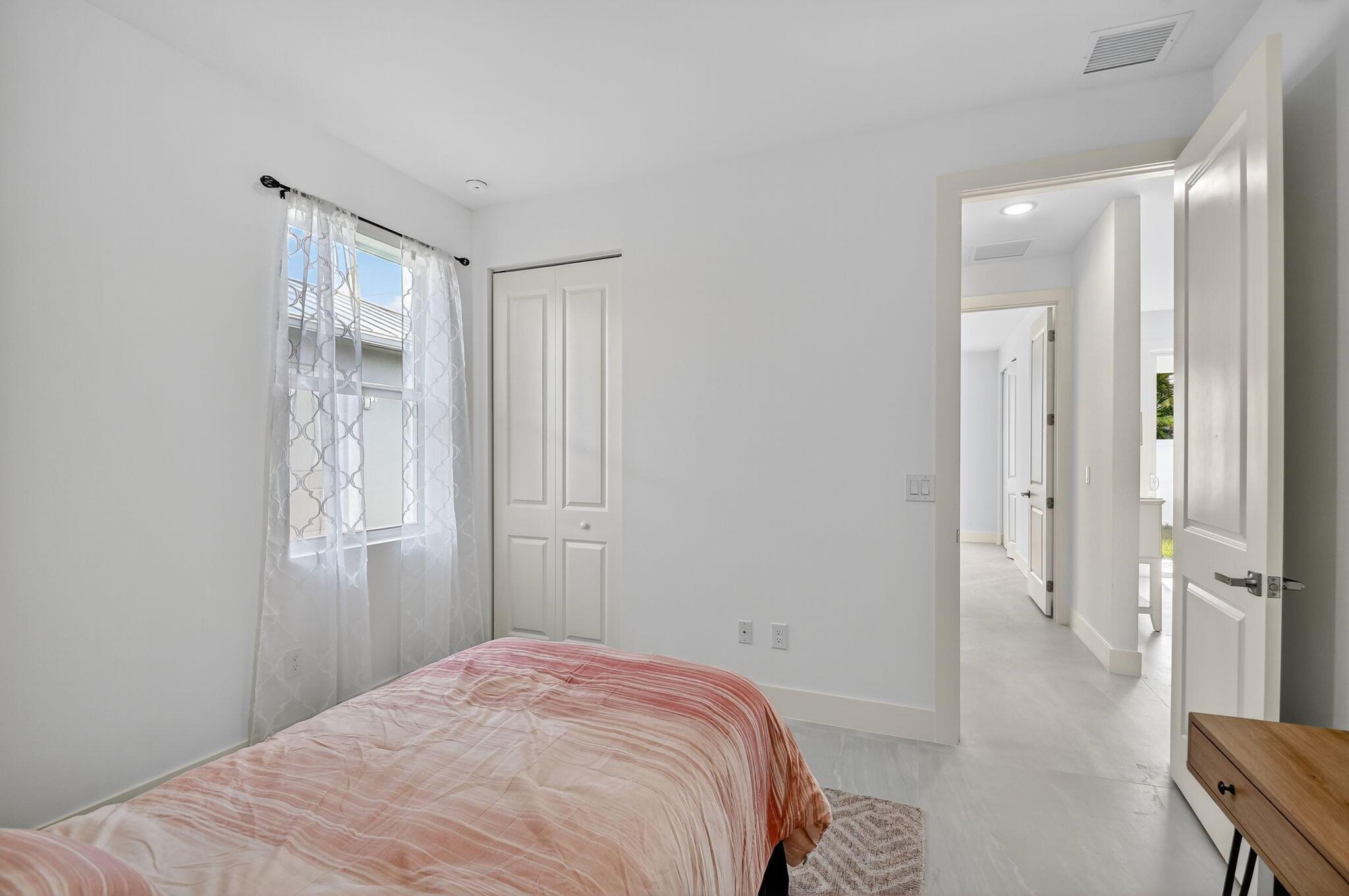 601 N Loxahatchee Dr Jupiter, FL 33458