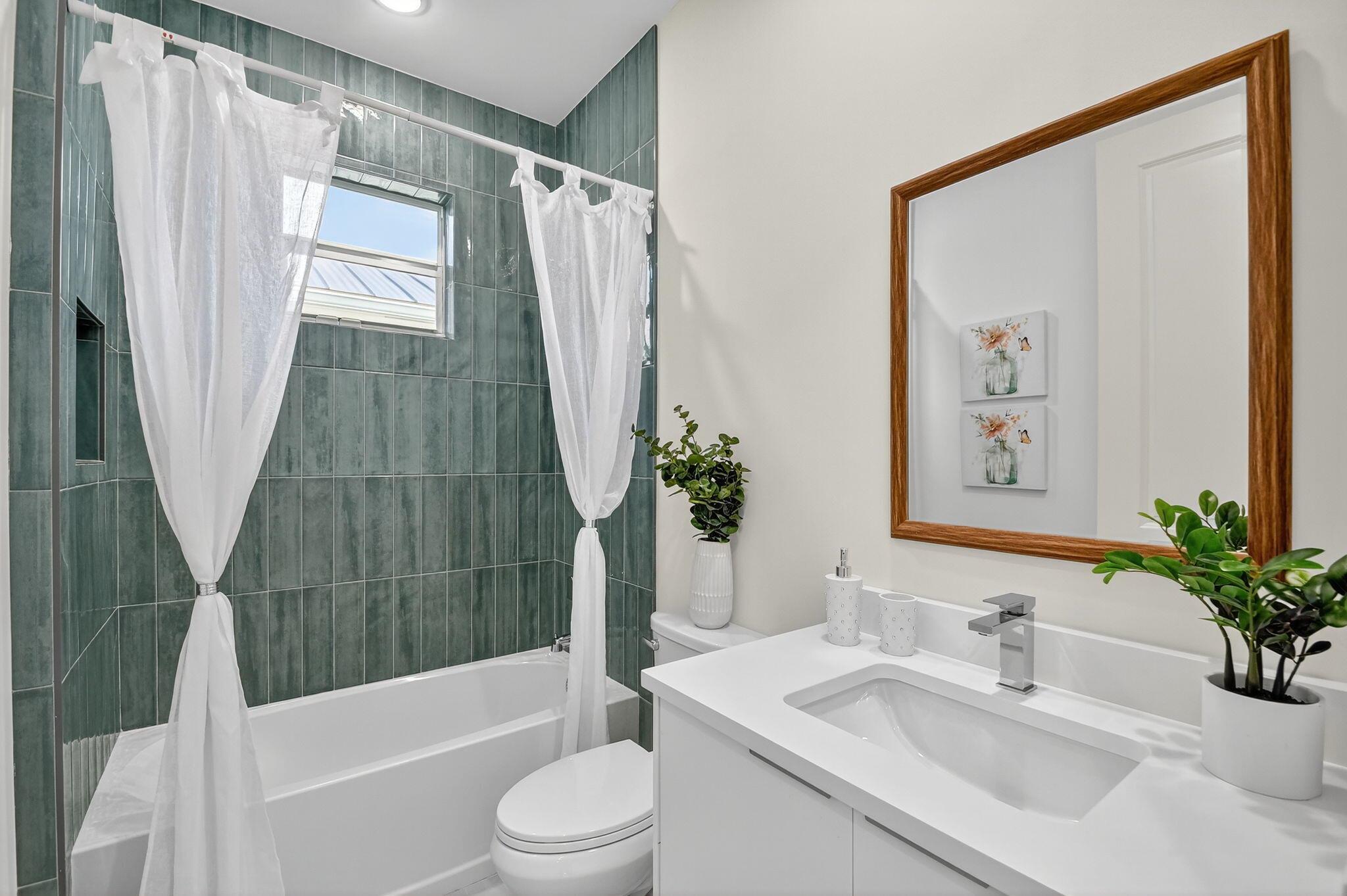 601 N Loxahatchee Dr Jupiter, FL 33458