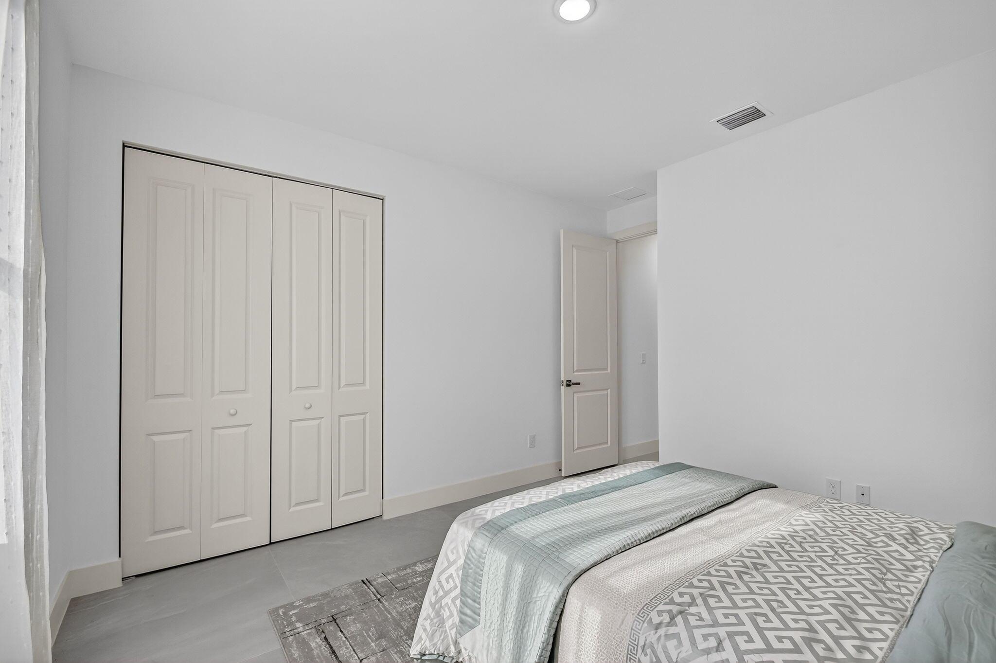 601 N Loxahatchee Dr Jupiter, FL 33458