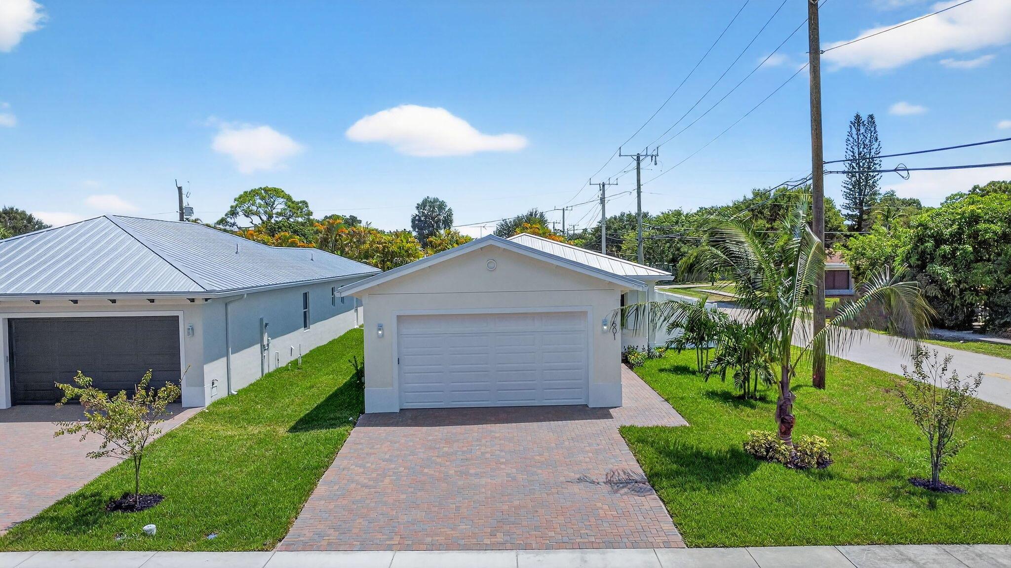 601 N Loxahatchee Dr Jupiter, FL 33458