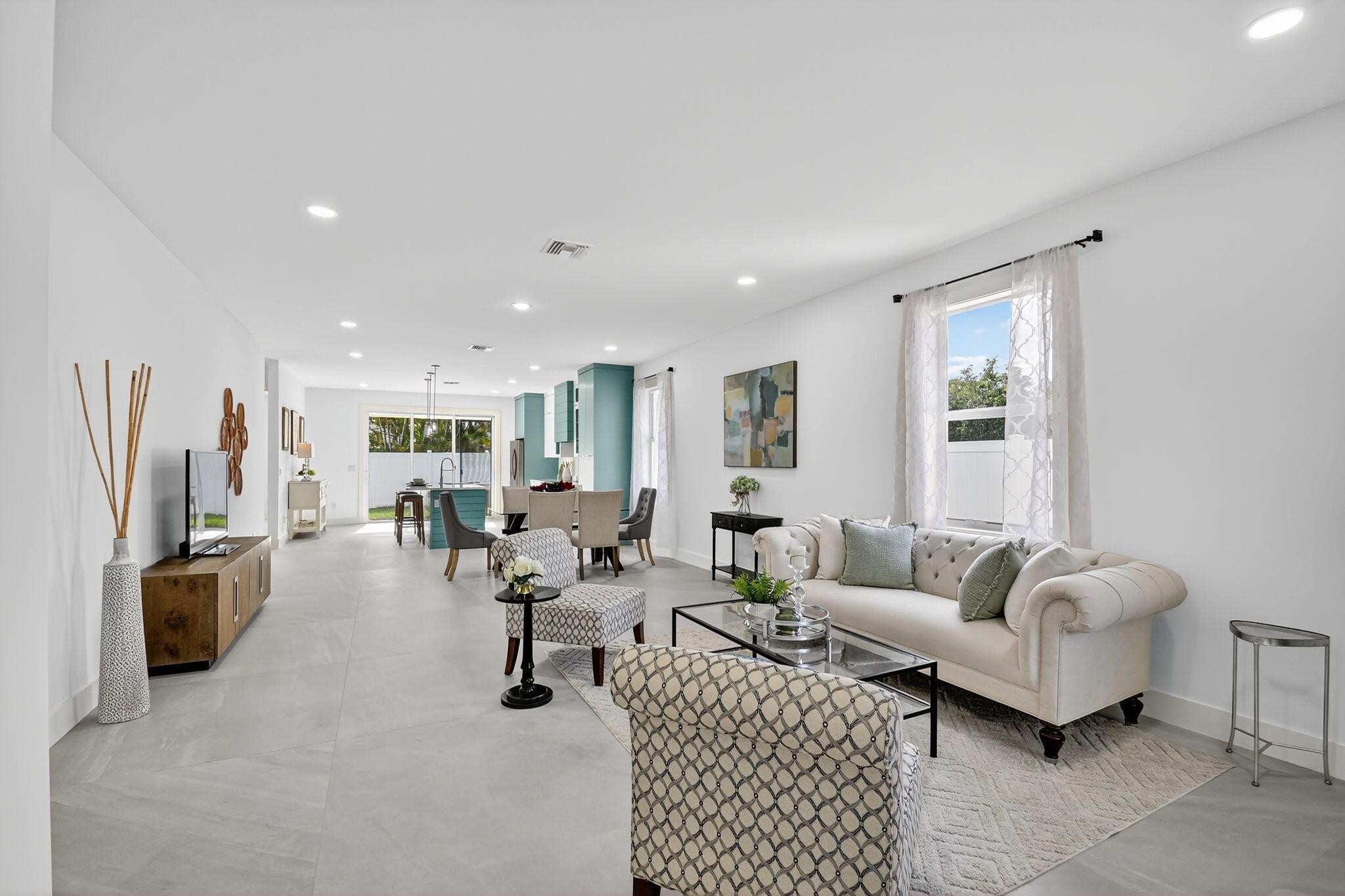 601 N Loxahatchee Dr Jupiter, FL 33458