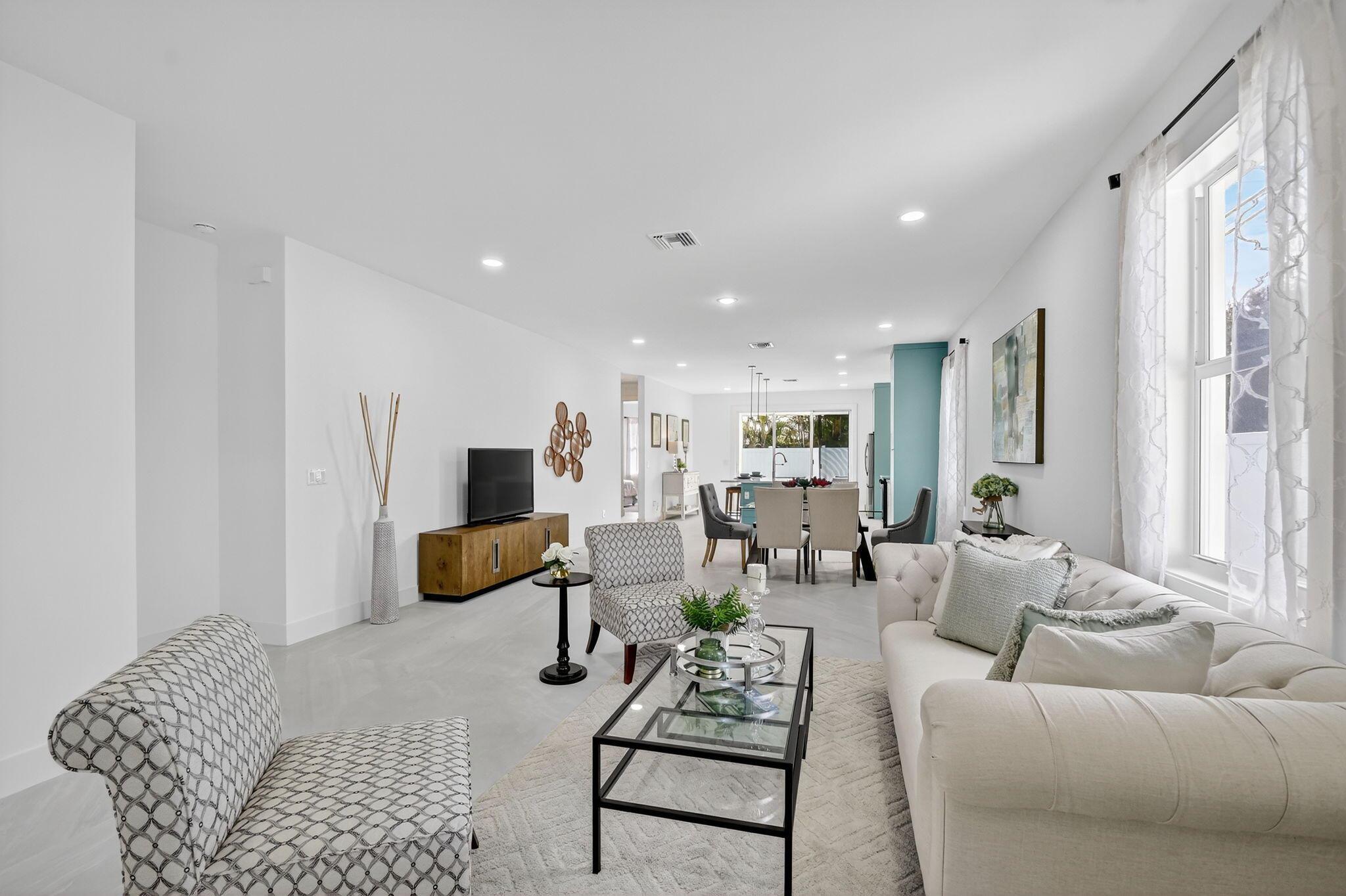 601 N Loxahatchee Dr Jupiter, FL 33458