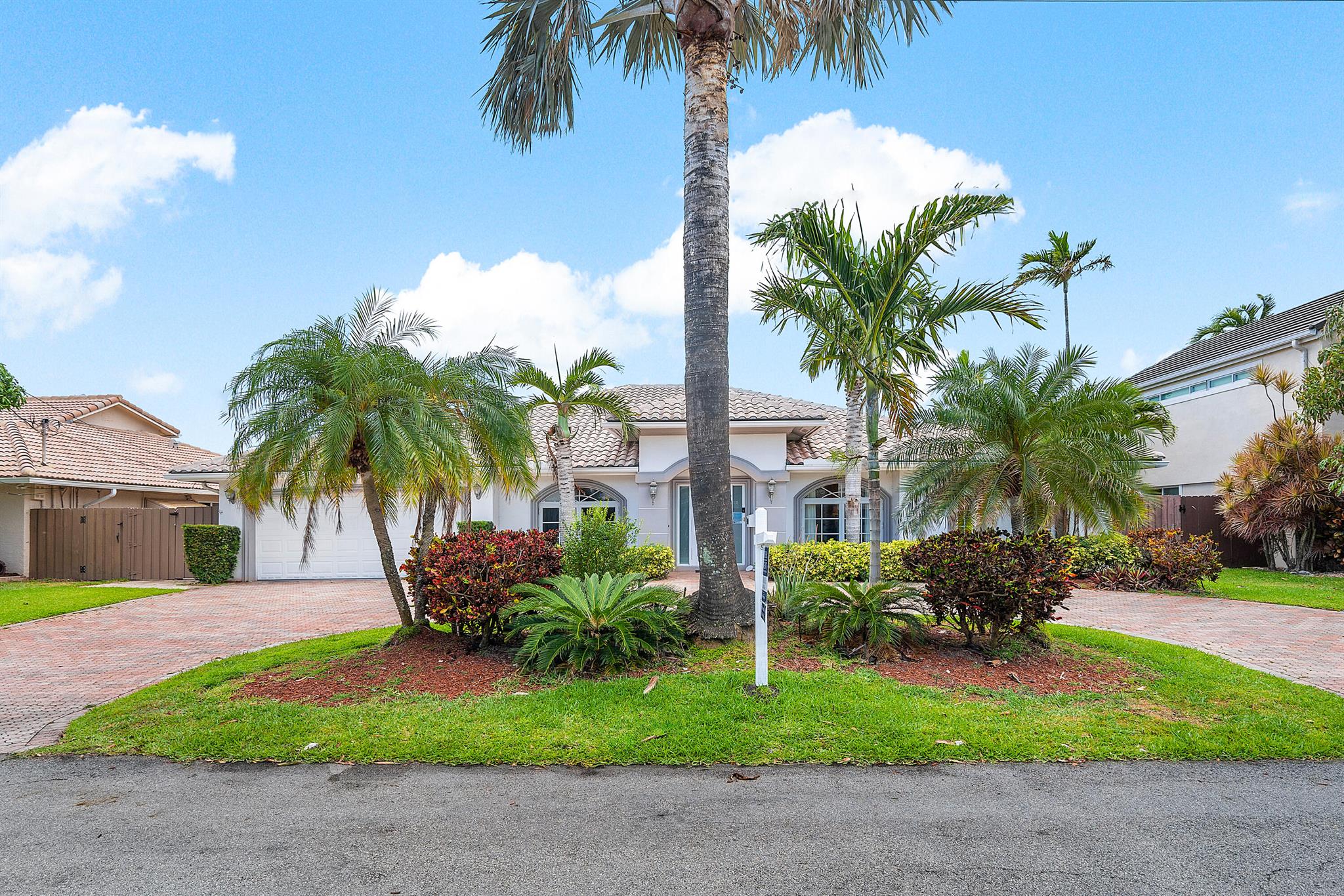 41 Castle Hbr Is