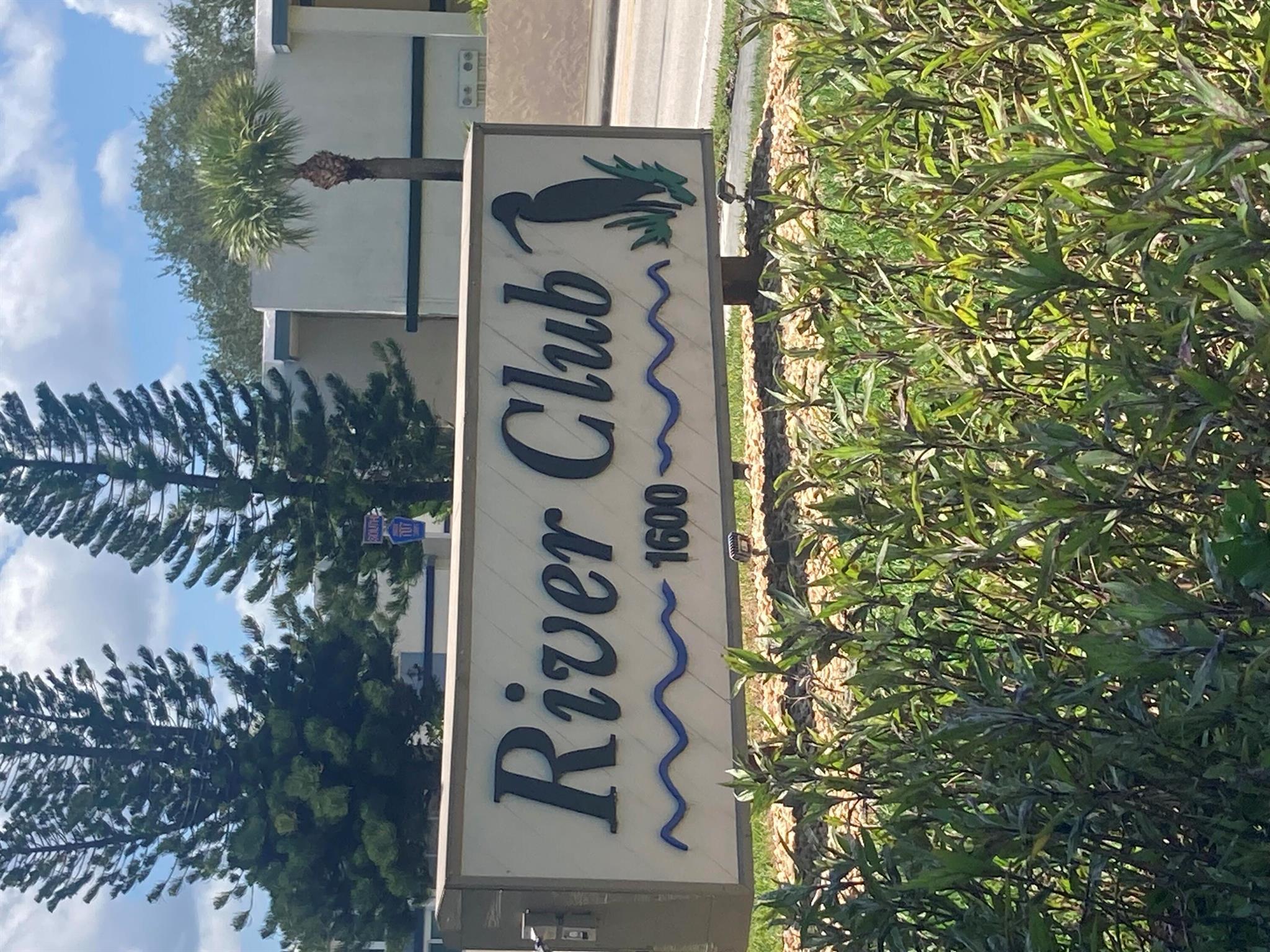 1600 SE Dixie Hwy #13-204