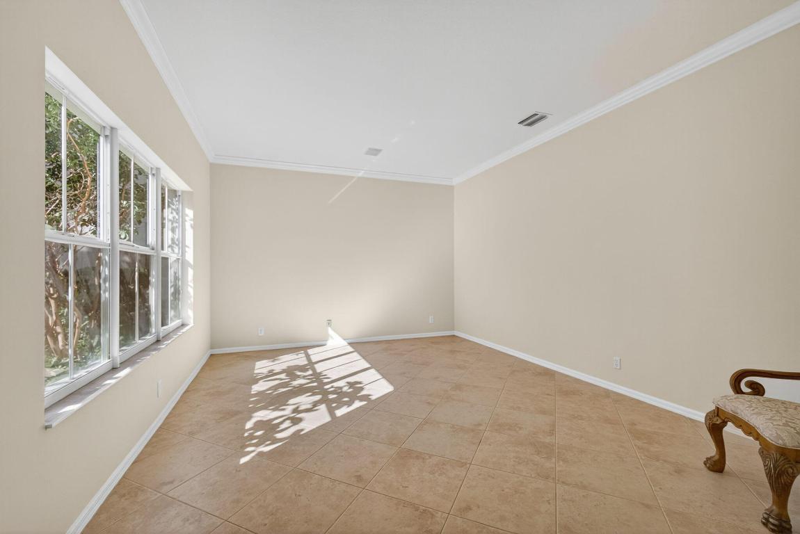 103 Villa Nueva Palm Beach Gardens, FL 33418