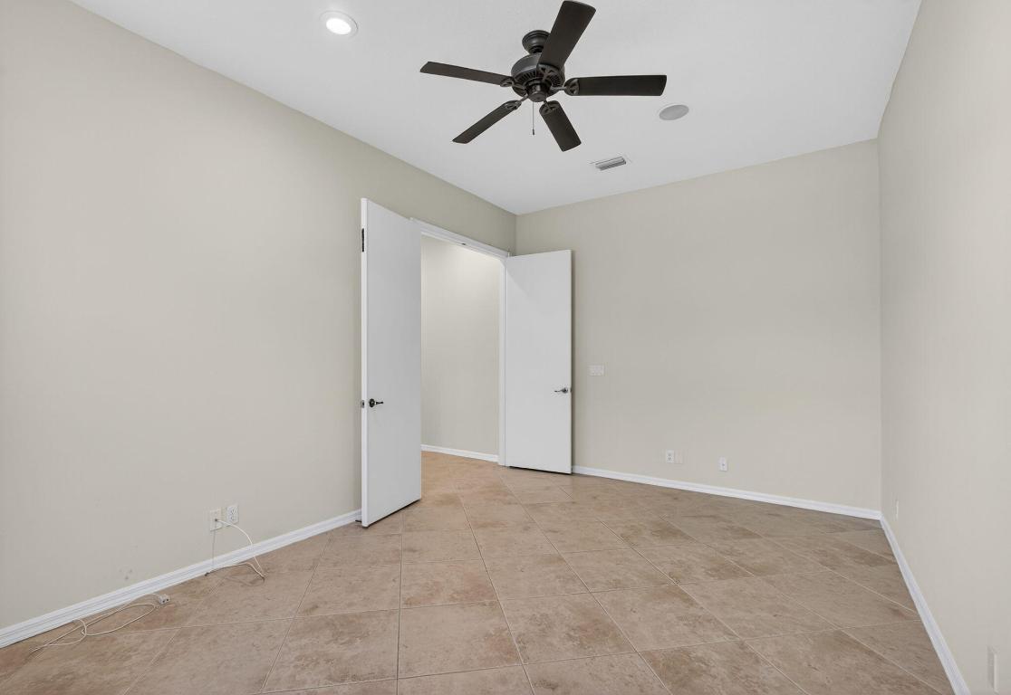 103 Villa Nueva Palm Beach Gardens, FL 33418