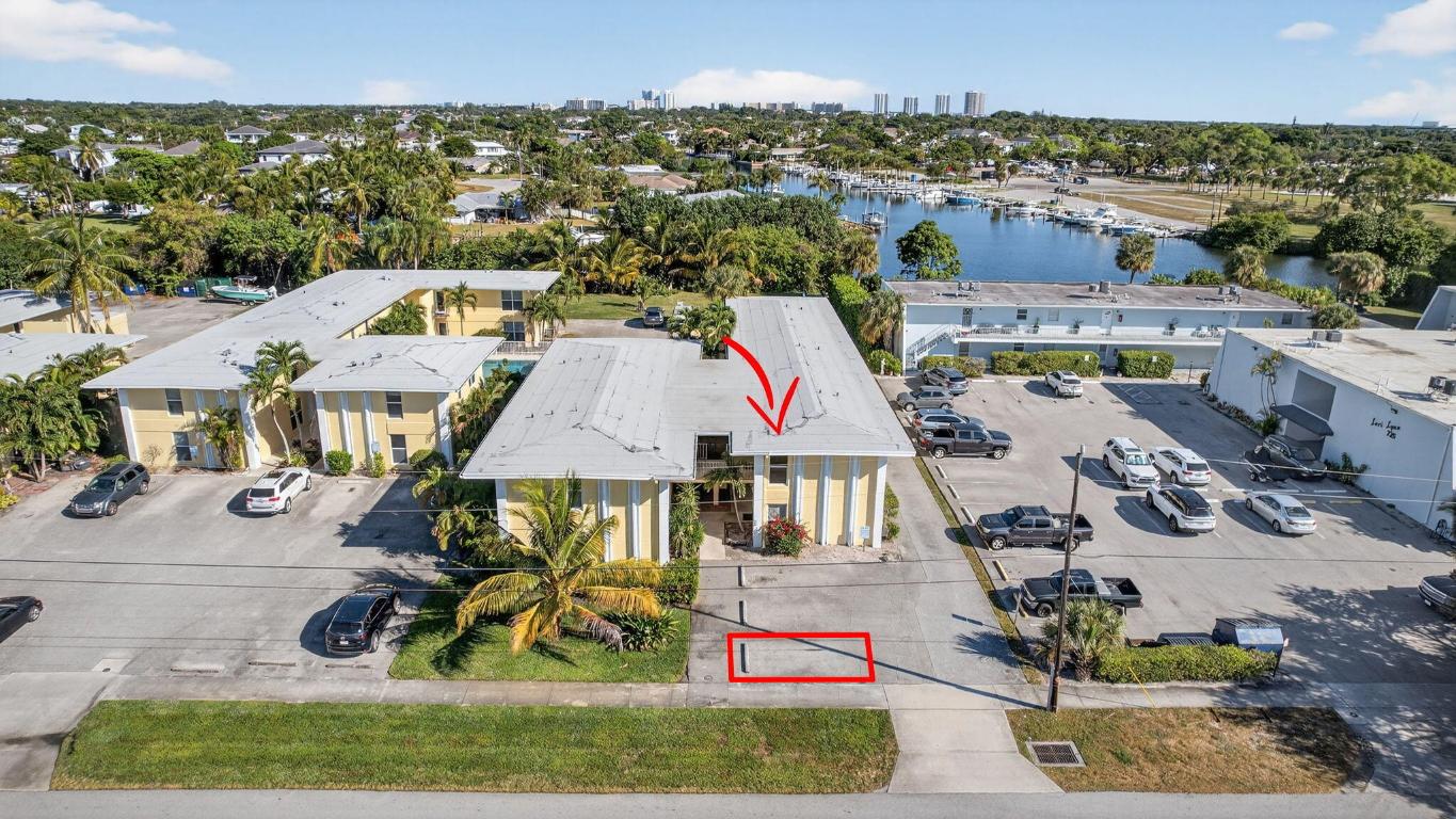 727 Hummingbird Way #6 North Palm Beach, FL 33408