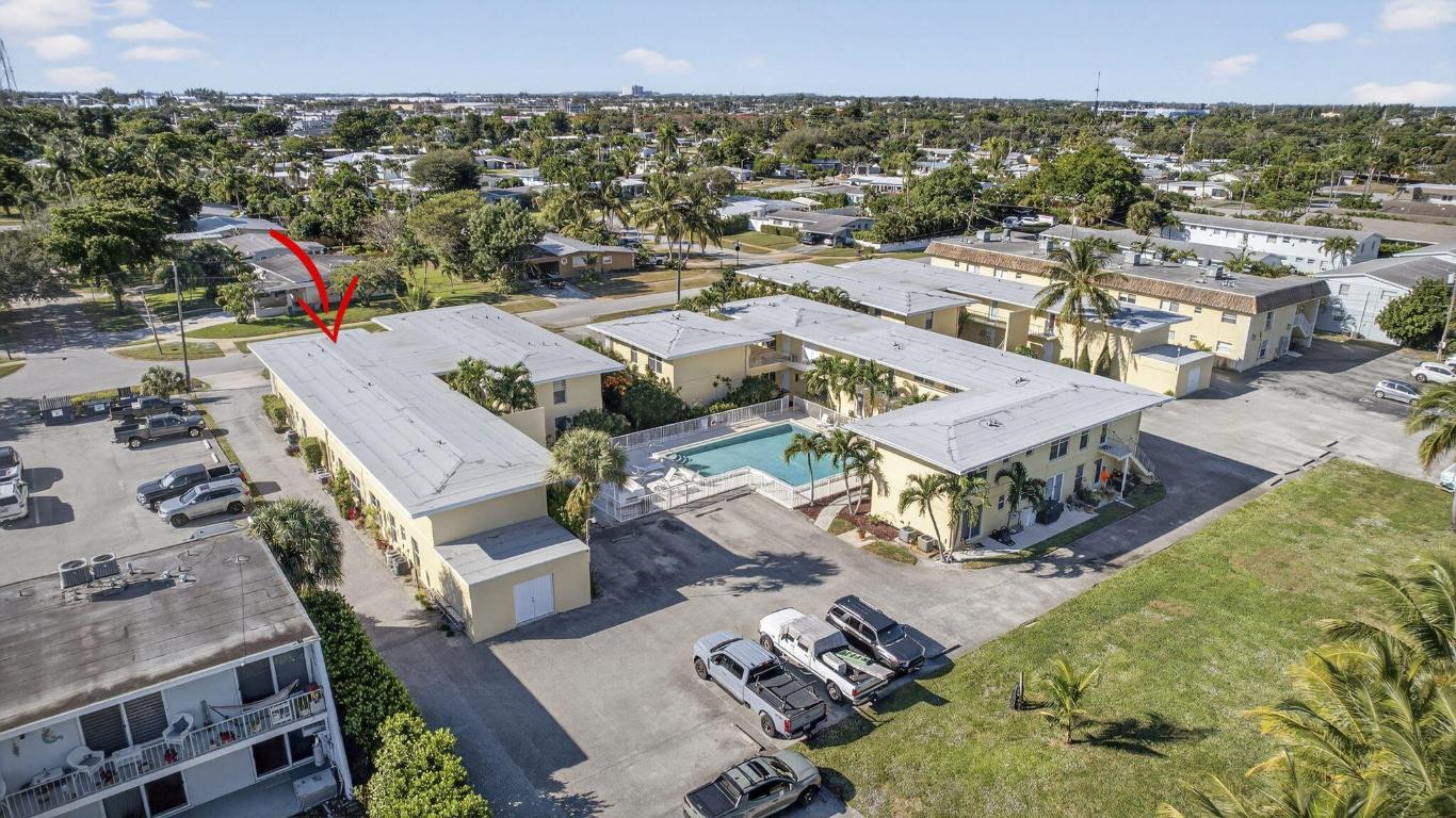 727 Hummingbird Way #6 North Palm Beach, FL 33408