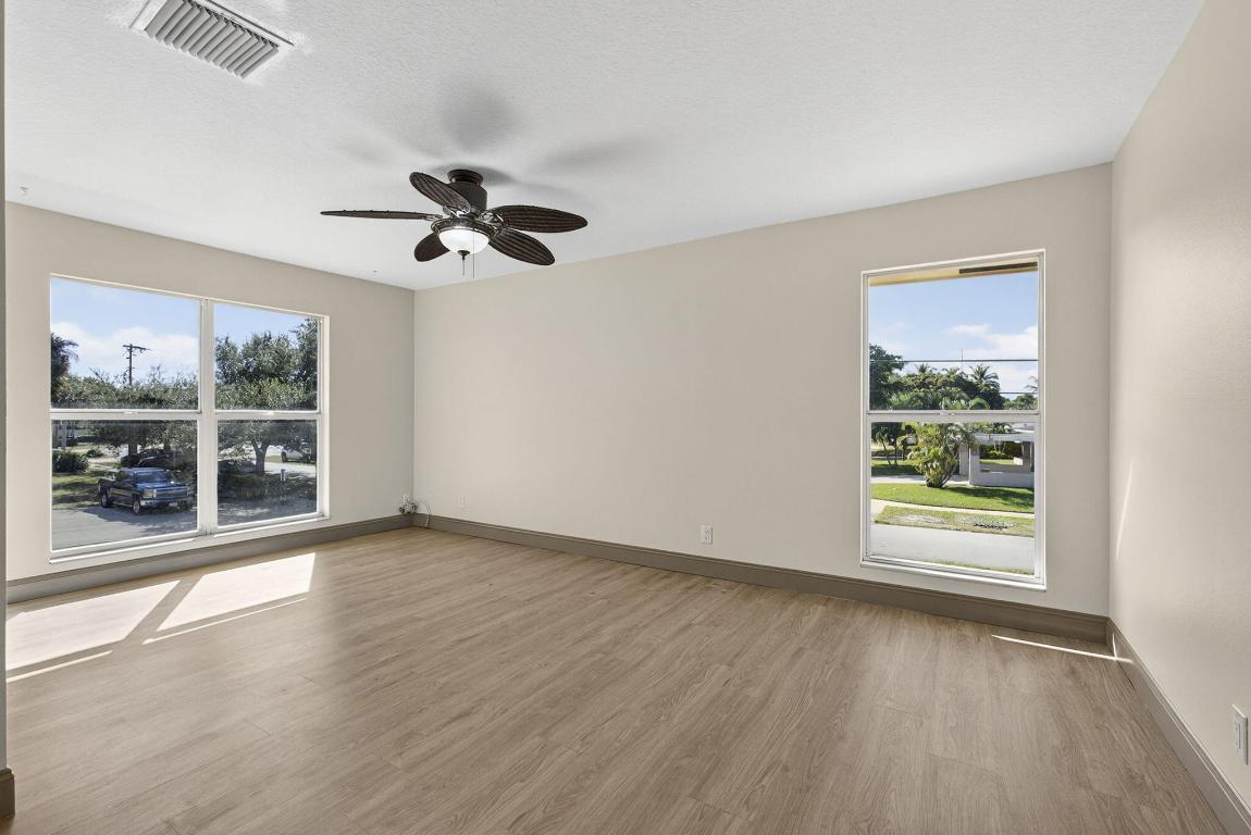 727 Hummingbird Way #6 North Palm Beach, FL 33408