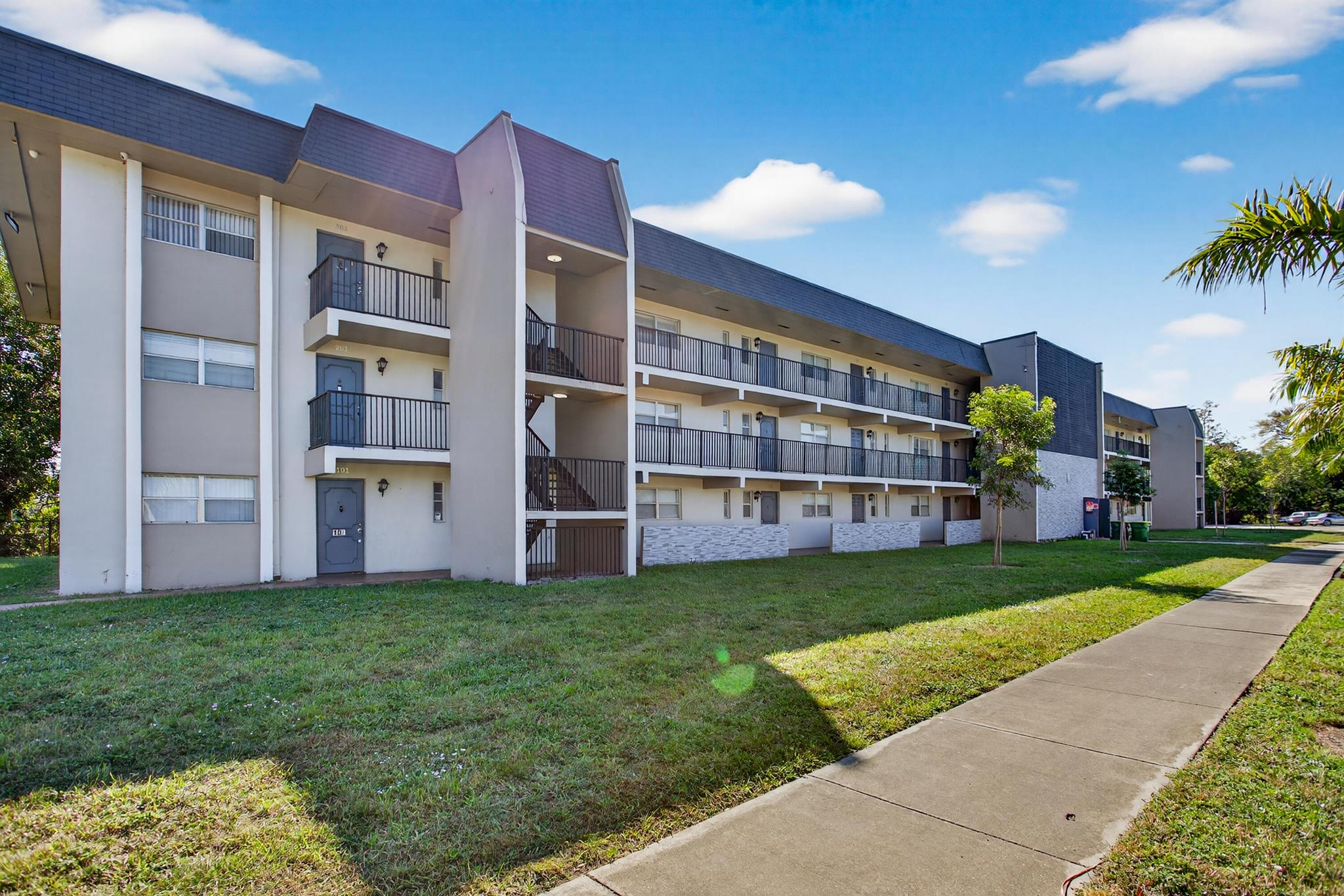 7820 S Colony Cir #109