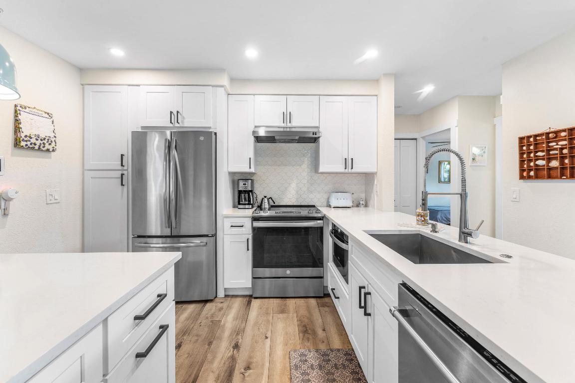 514 N Dover Rd Tequesta, FL 33469