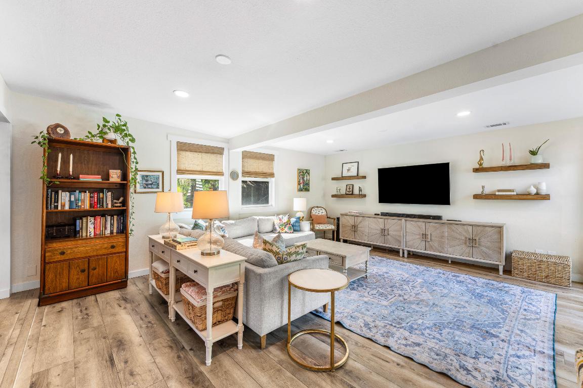 514 N Dover Rd Tequesta, FL 33469