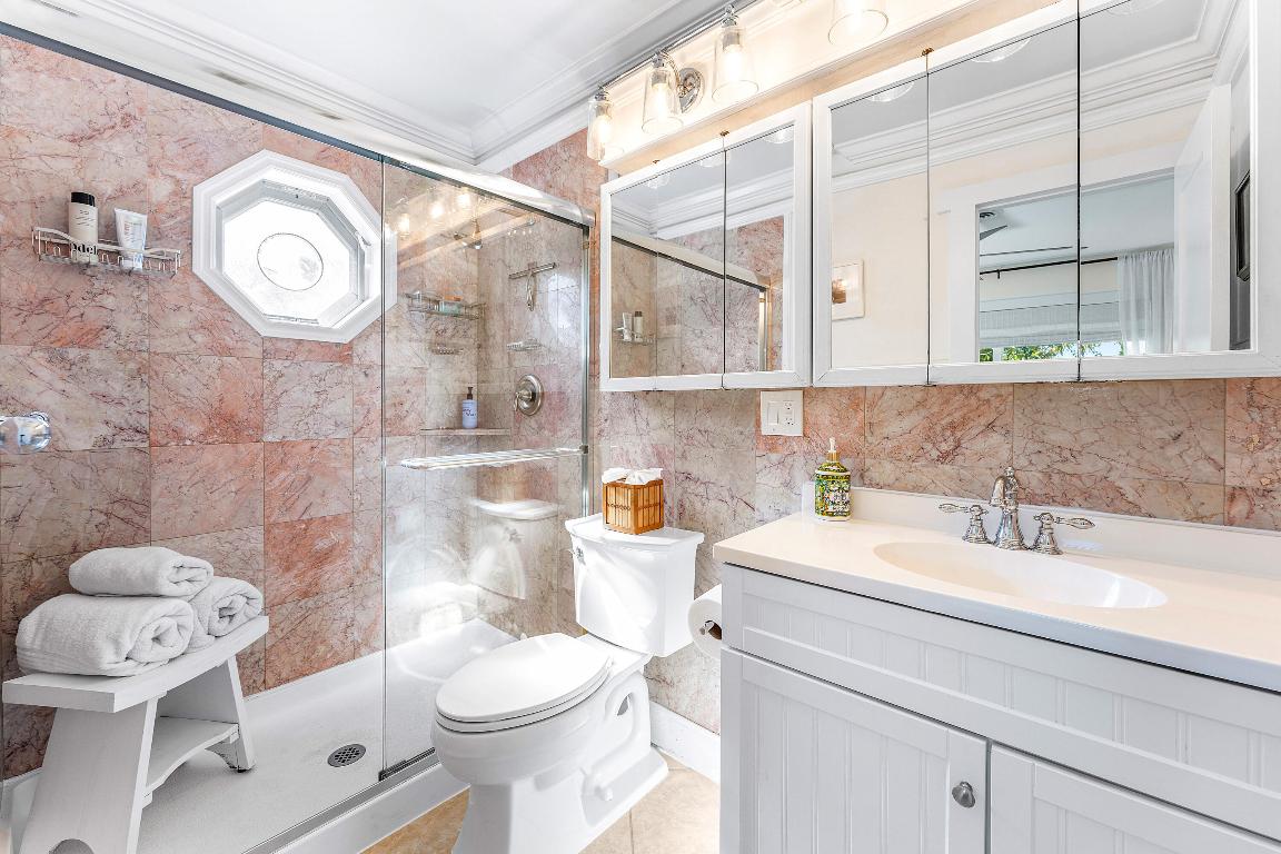 514 N Dover Rd Tequesta, FL 33469