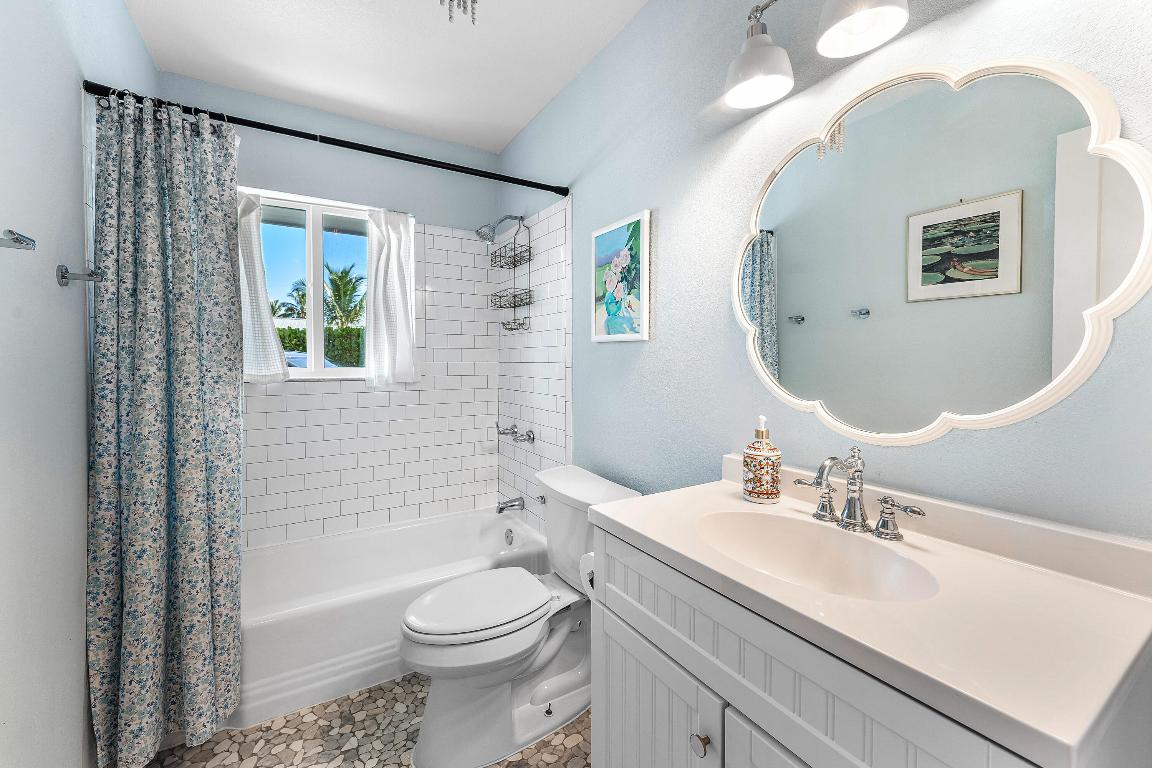 514 N Dover Rd Tequesta, FL 33469